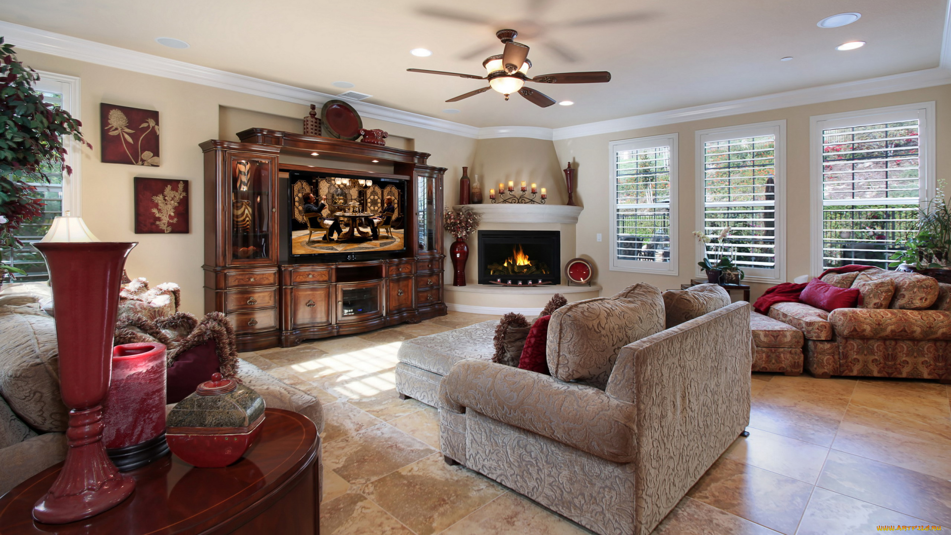 интерьер, гостиная, камин, свечи, телевизор, мягкий, уголок