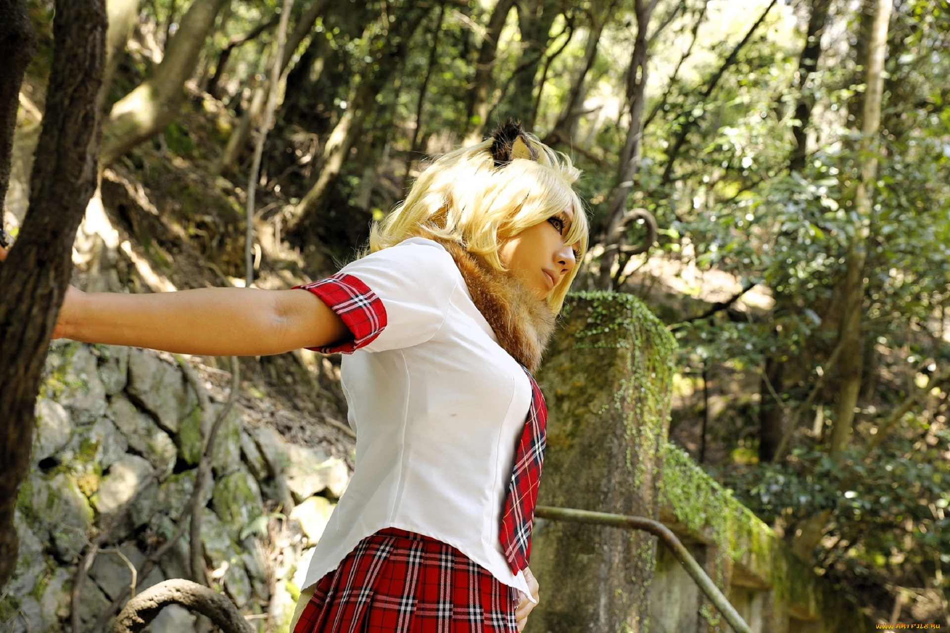 девушки, nonsummerjack, косплей, образ, наряд, ушки, мех, форма, развалины, деревья