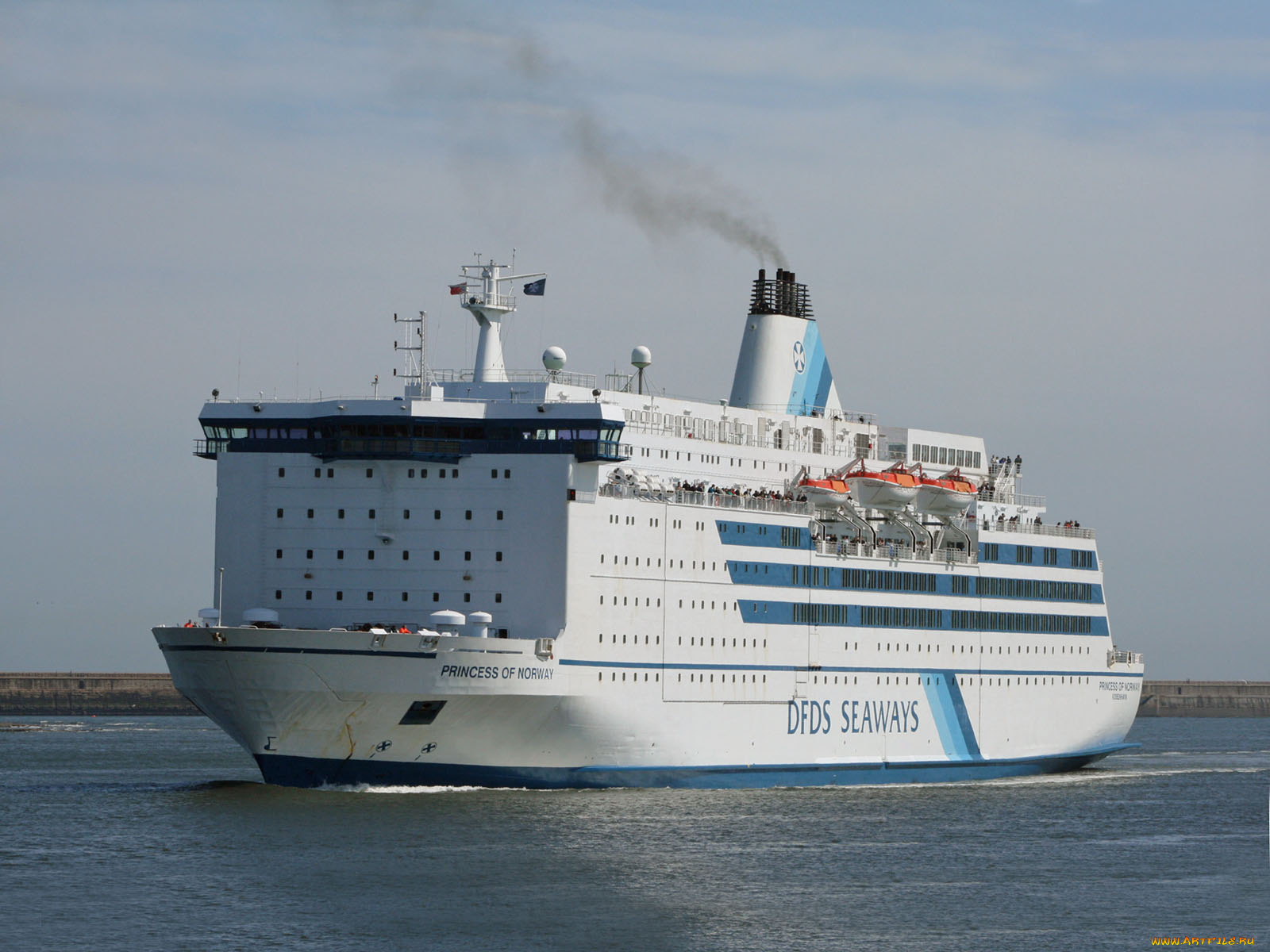 корабли, лайнеры