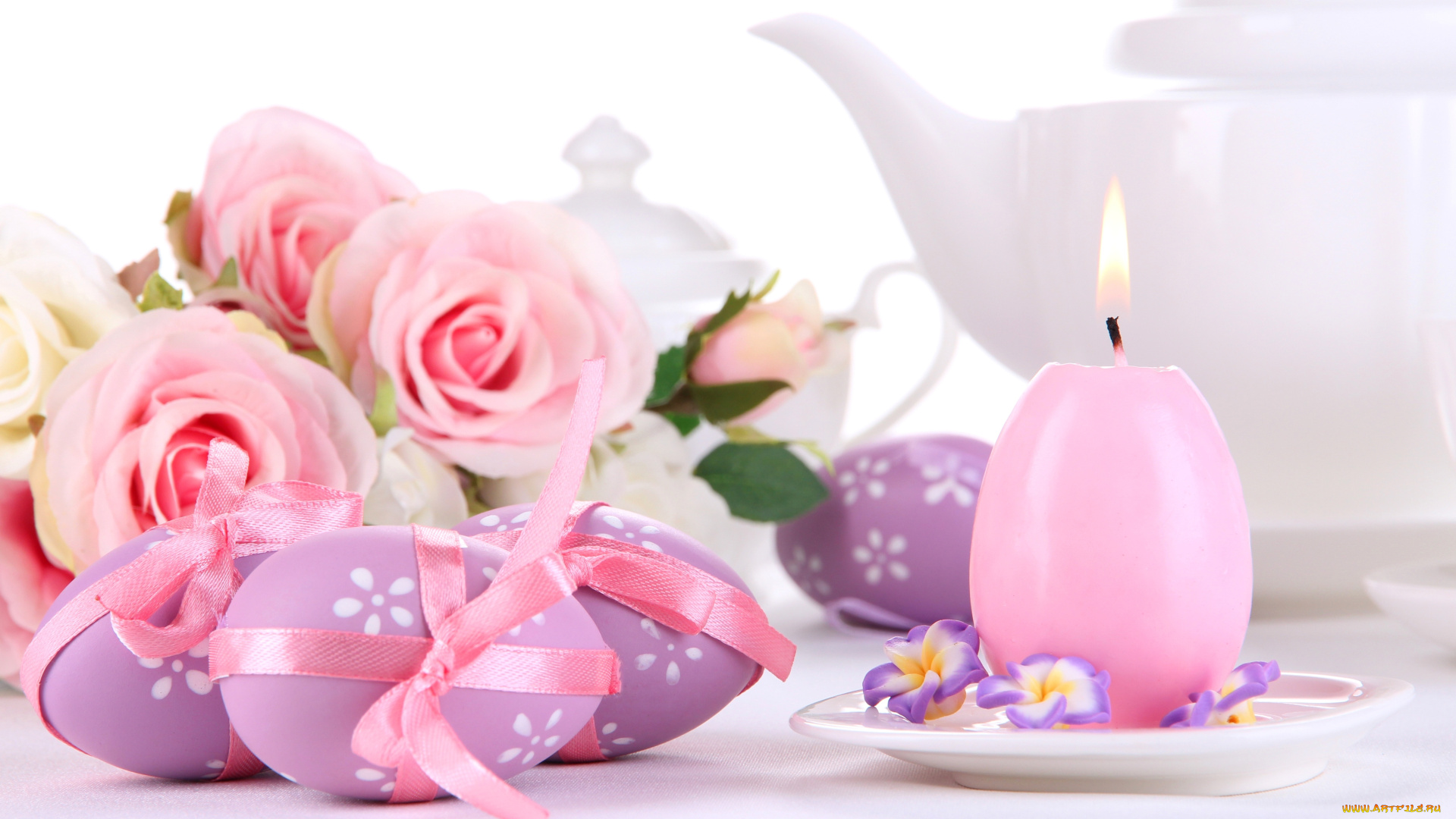 праздничные, пасха, яйца, свечи, цветы