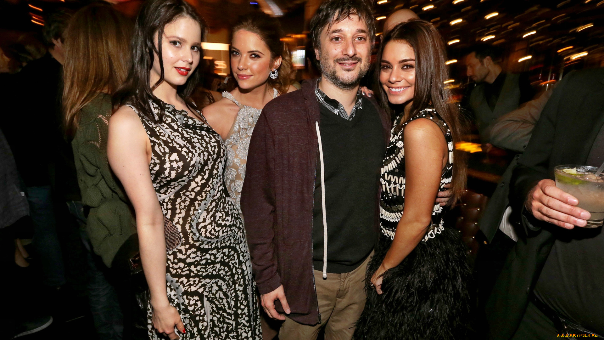 разное, знаменитости, james, franco, vanessa, hudgens, selena, gomez