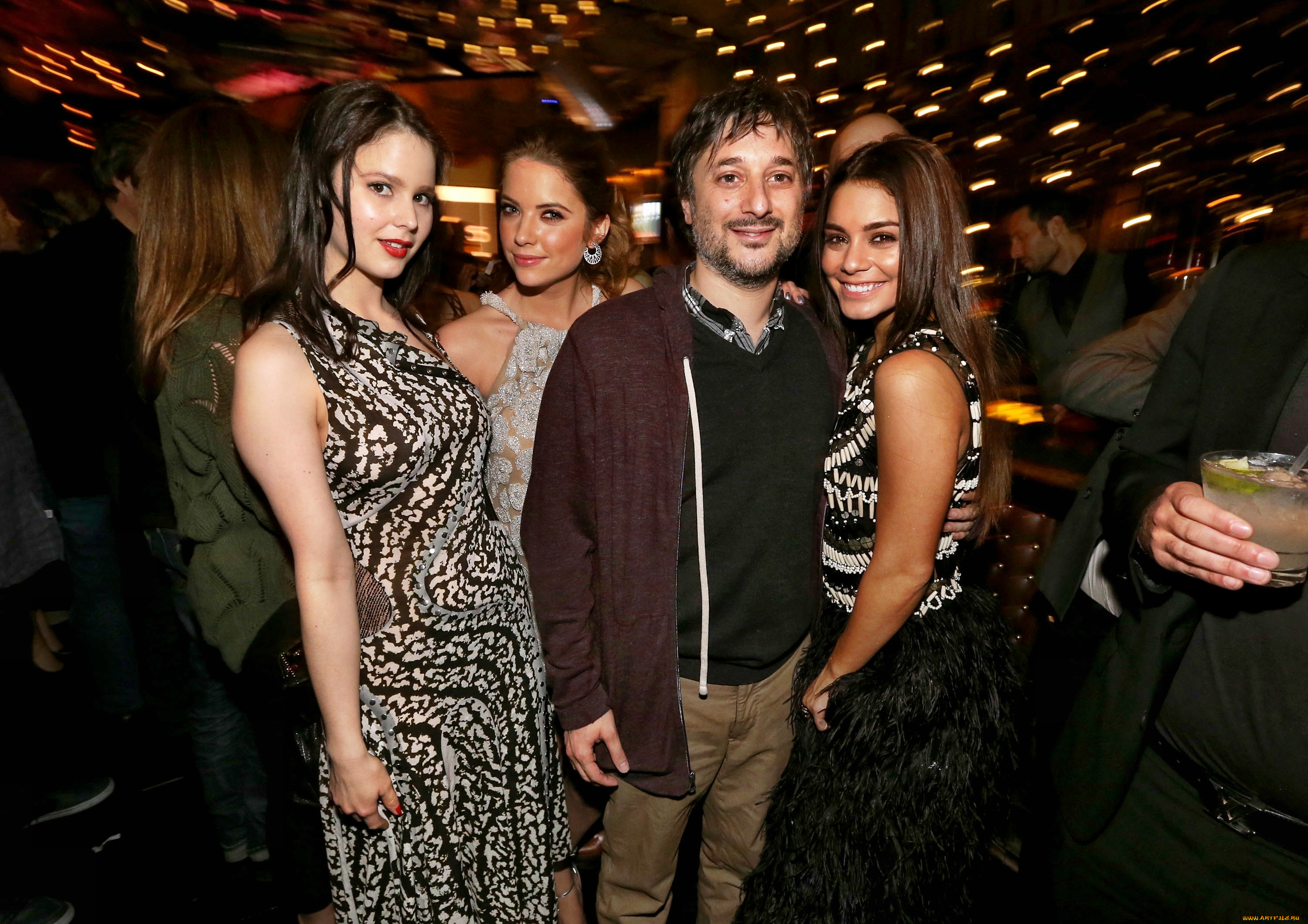 разное, знаменитости, james, franco, vanessa, hudgens, selena, gomez