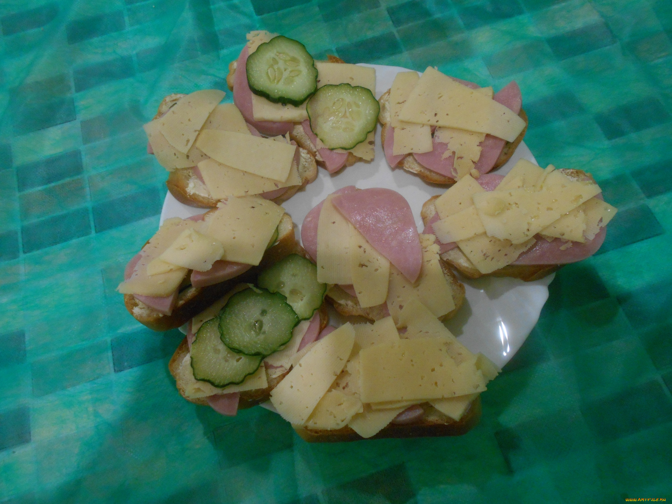 еда, бутерброды, , гамбургеры, , канапе, колбаса, сыр, хлеб, огурцы