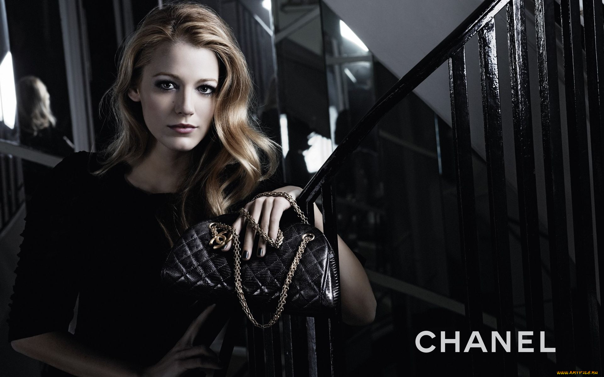 chanel, бренды, сумка, blake, lively