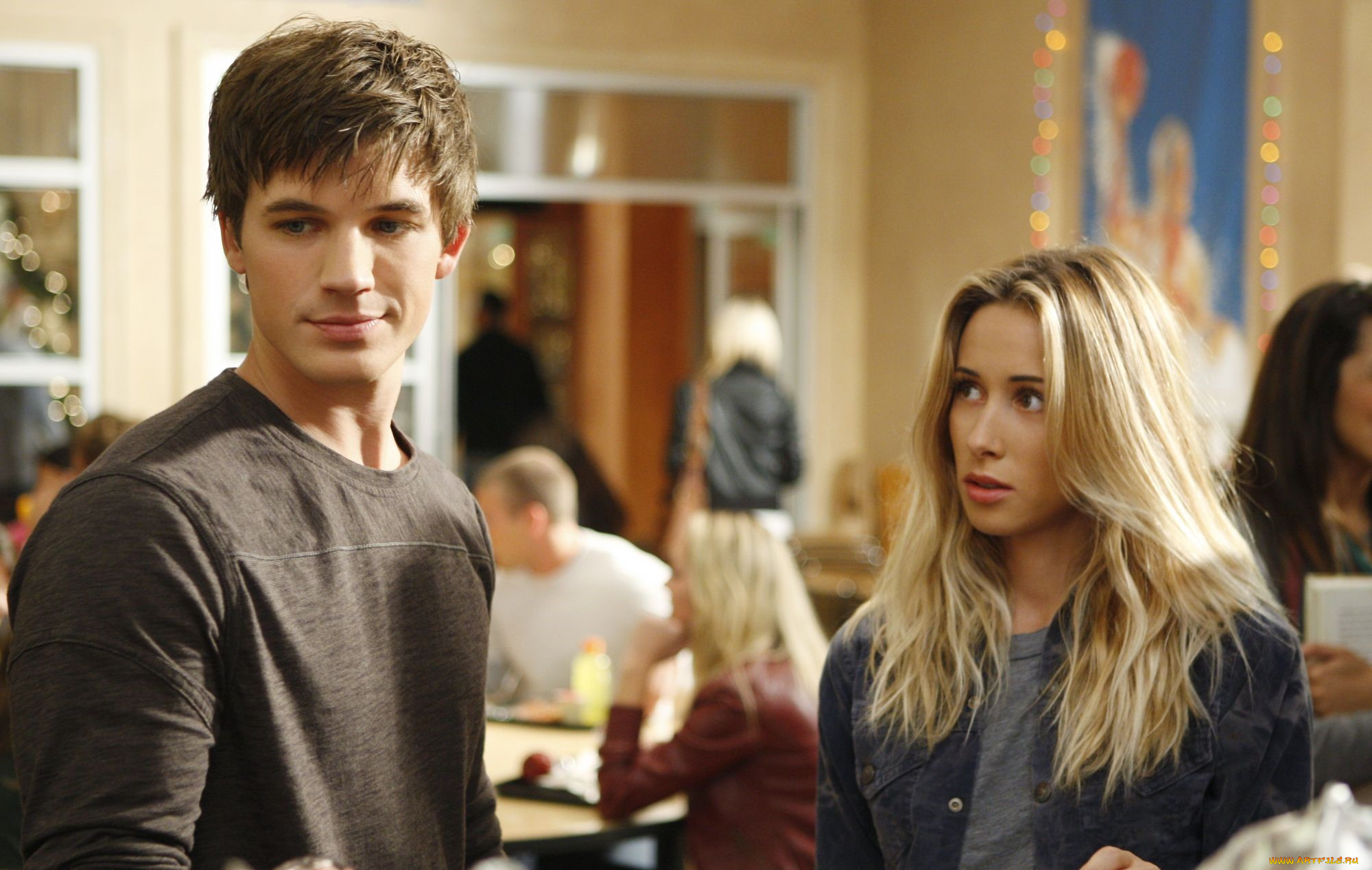 кино, фильмы, 90210, кафе, блондинка, лиам, курт, беверли, хилз