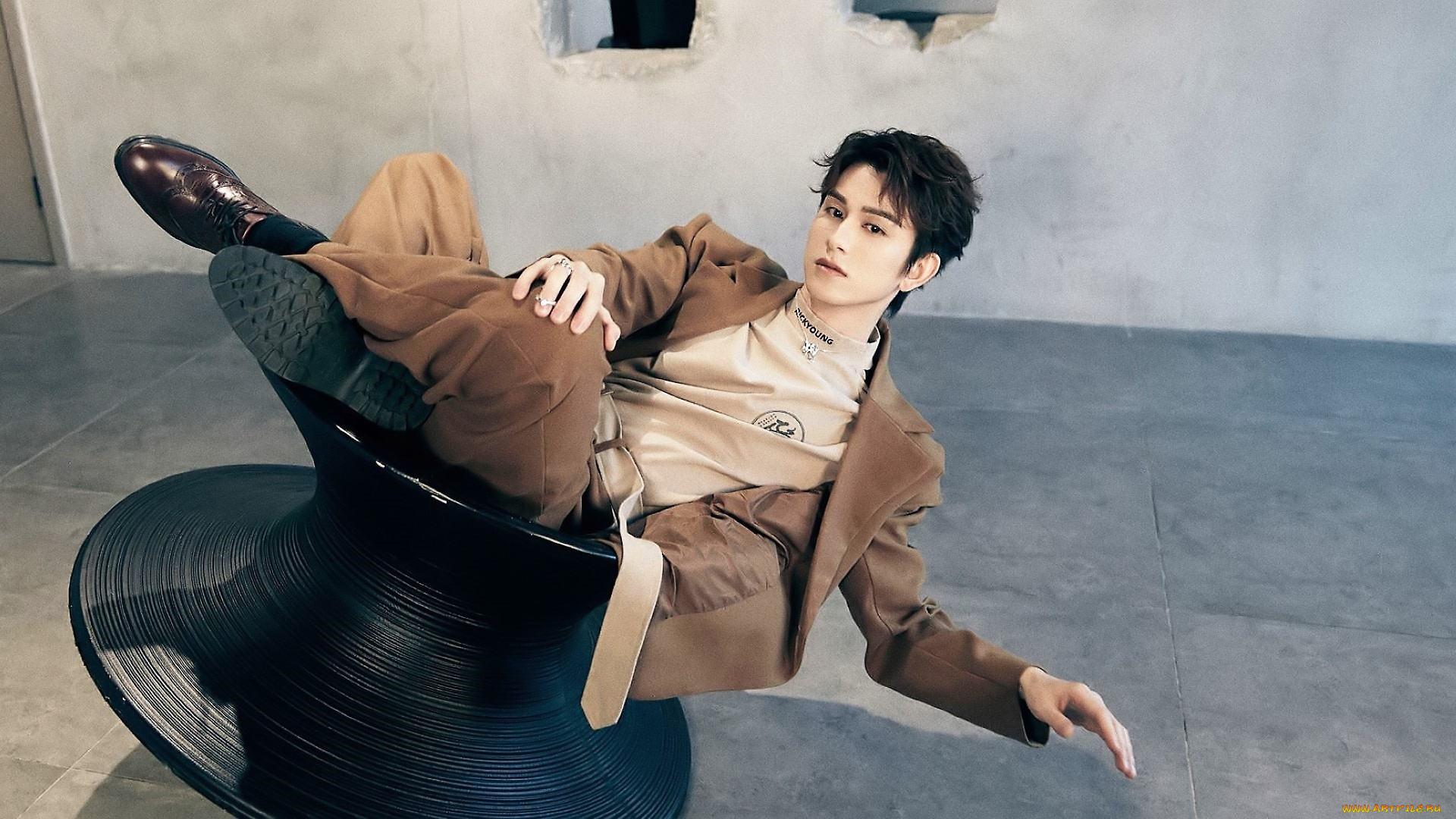 мужчины, zhu, zanjin, актер, костюм, кресло