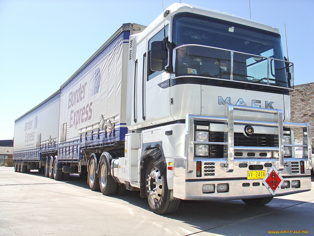 автомобили, mack