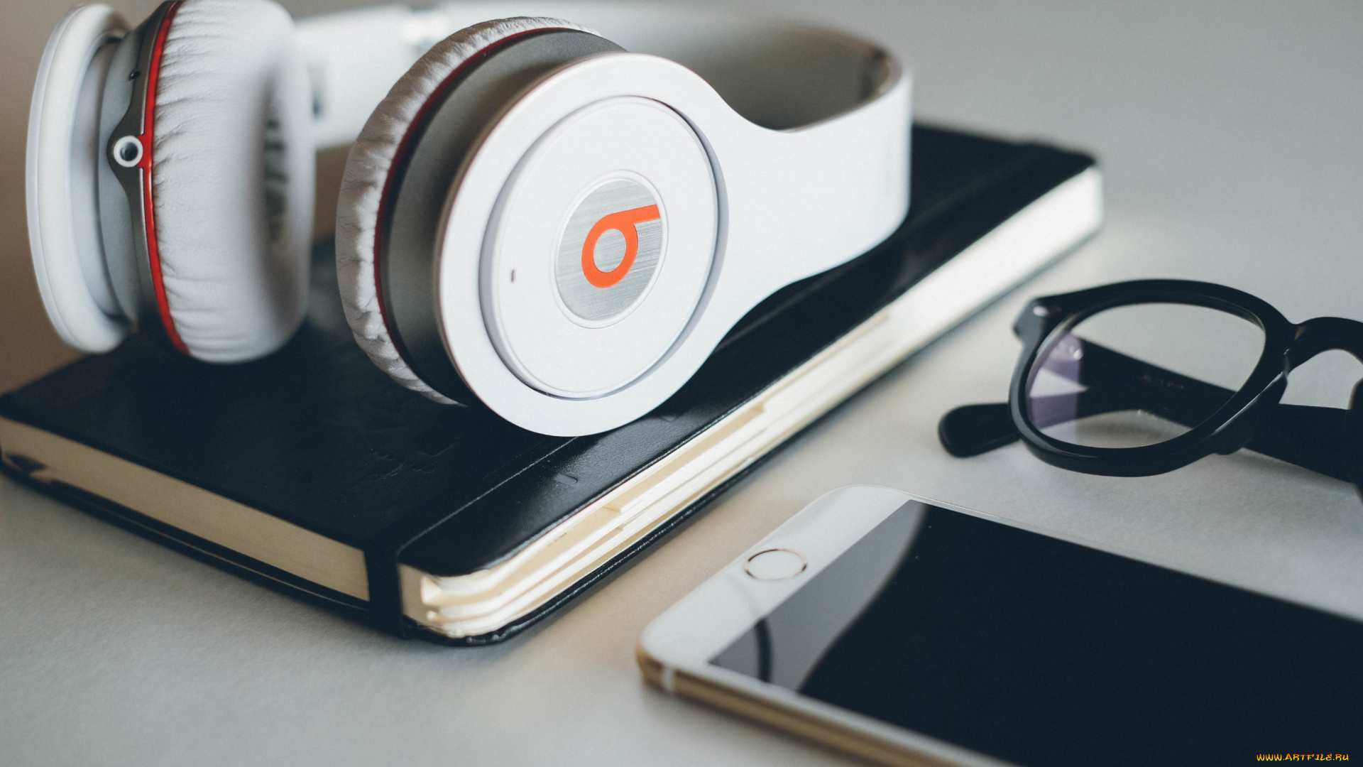 музыка, -другое, блокнот, очки, наушники