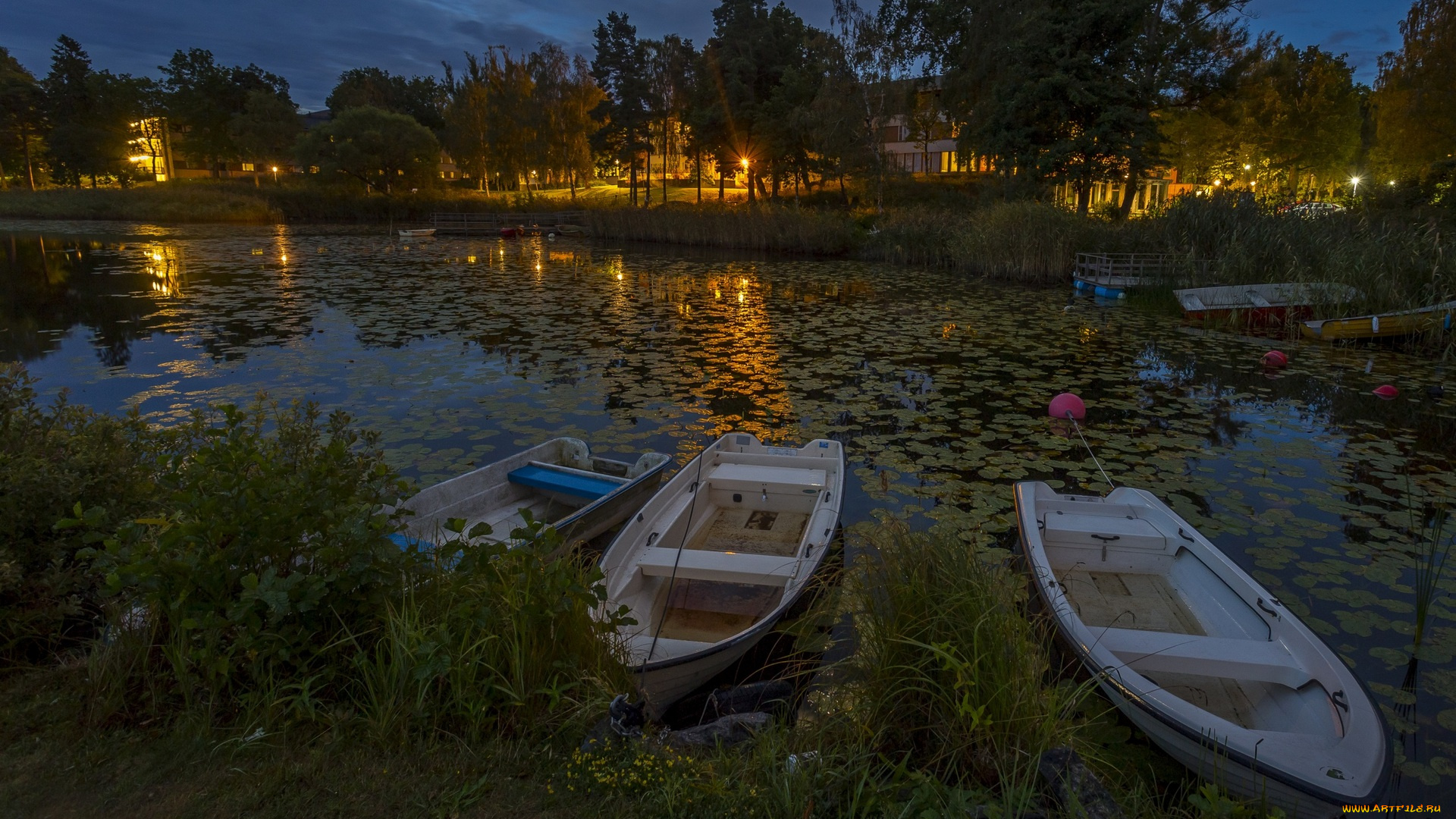 швеция, корабли, лодки, , шлюпки, трава, водоем, фонари, деревья
