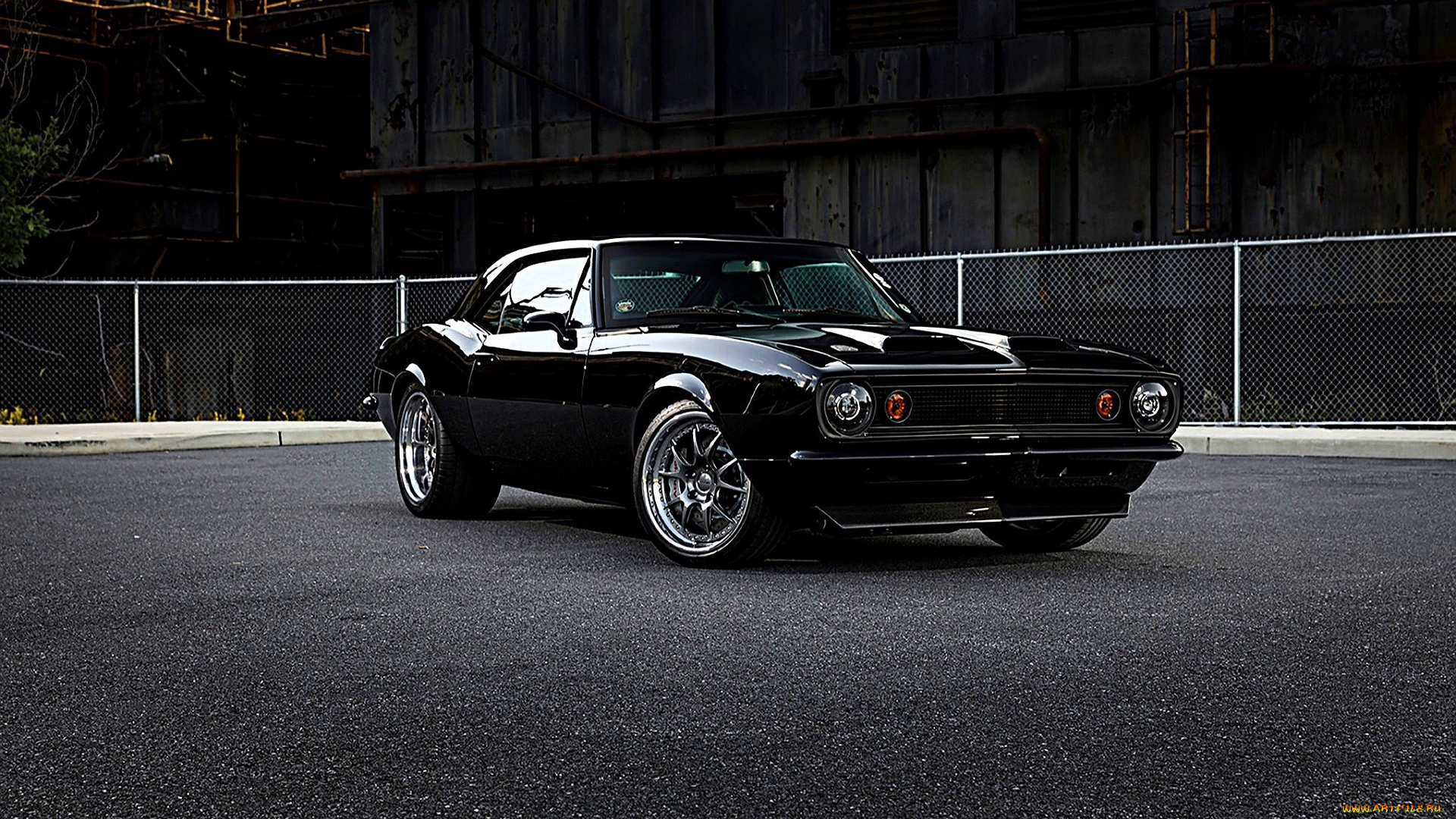 chevrolet, camaro, автомобили, camaro, черный, площадка, забор, здания
