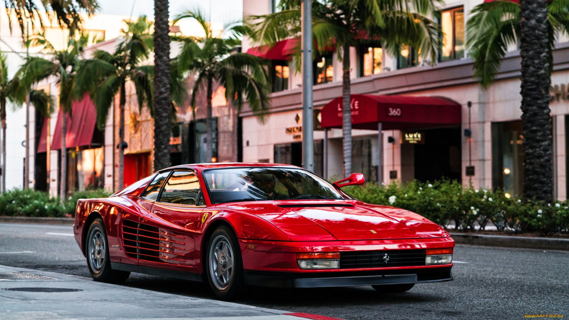 ferrari, testarossa, автомобили, ferrari, красный, улица, город, здания, пальмы