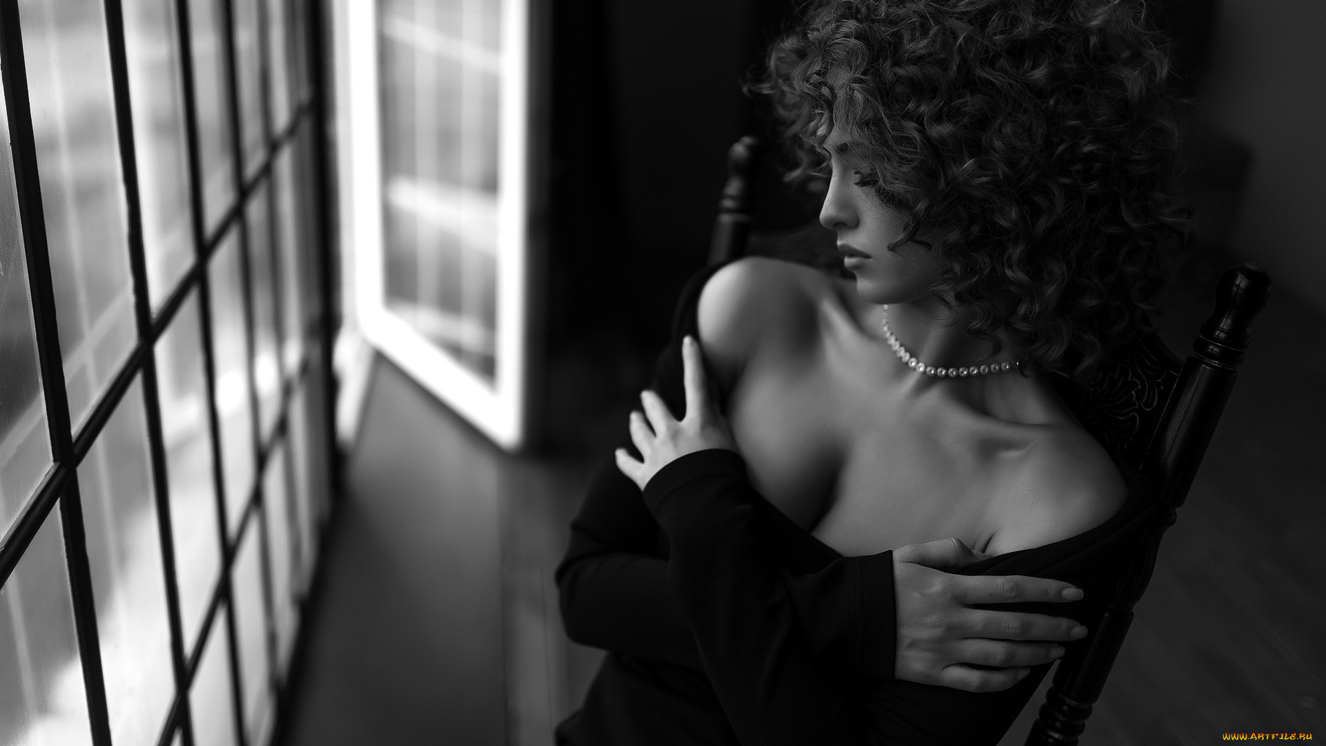 девушка, -, girl, девушки, -, черно-белые, девушка, женщина, брюнетка, темноволосая, сексуальная, модель, звезда, позирует, разная, обувь, верхняя, стильная, одежда, нижнее, эротическое, бельё, трусы, лифчик, колготки, чулки, аксессуары, макияж, и, множество, элементов, на, фотографии