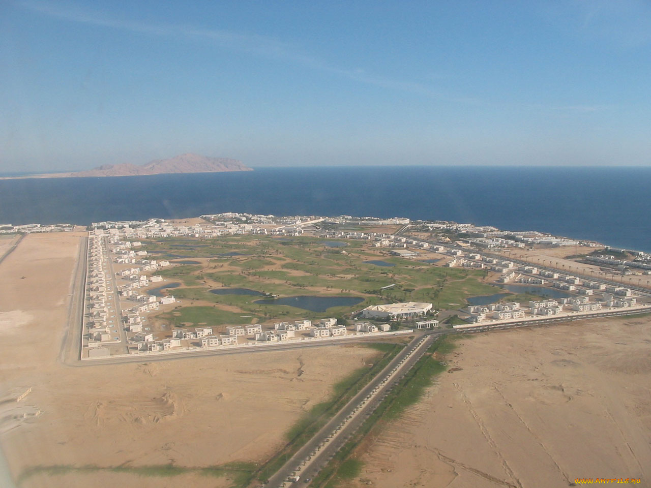 оазис, города