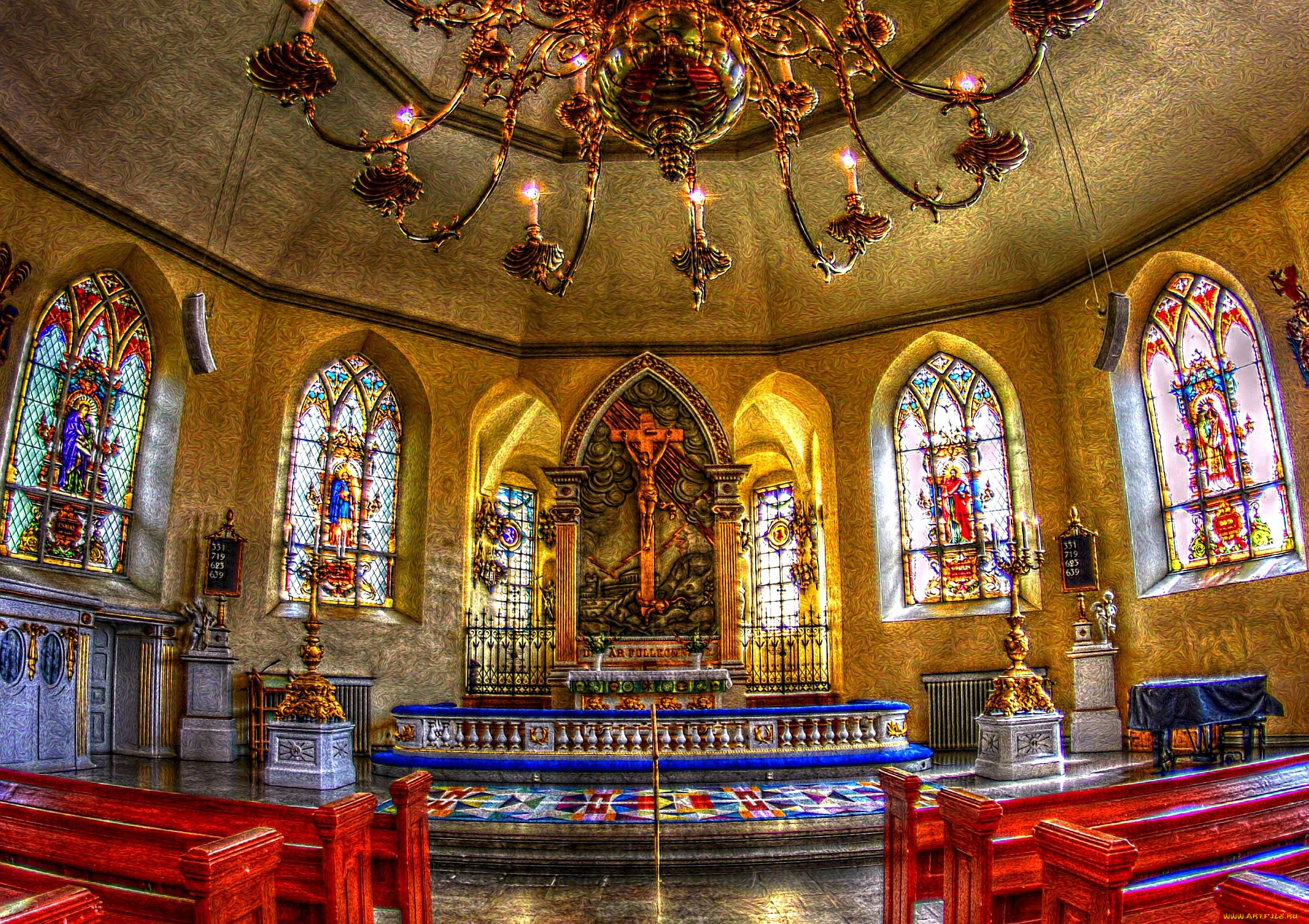 интерьер, убранство, роспись, храма, люстра, распятие, витражи