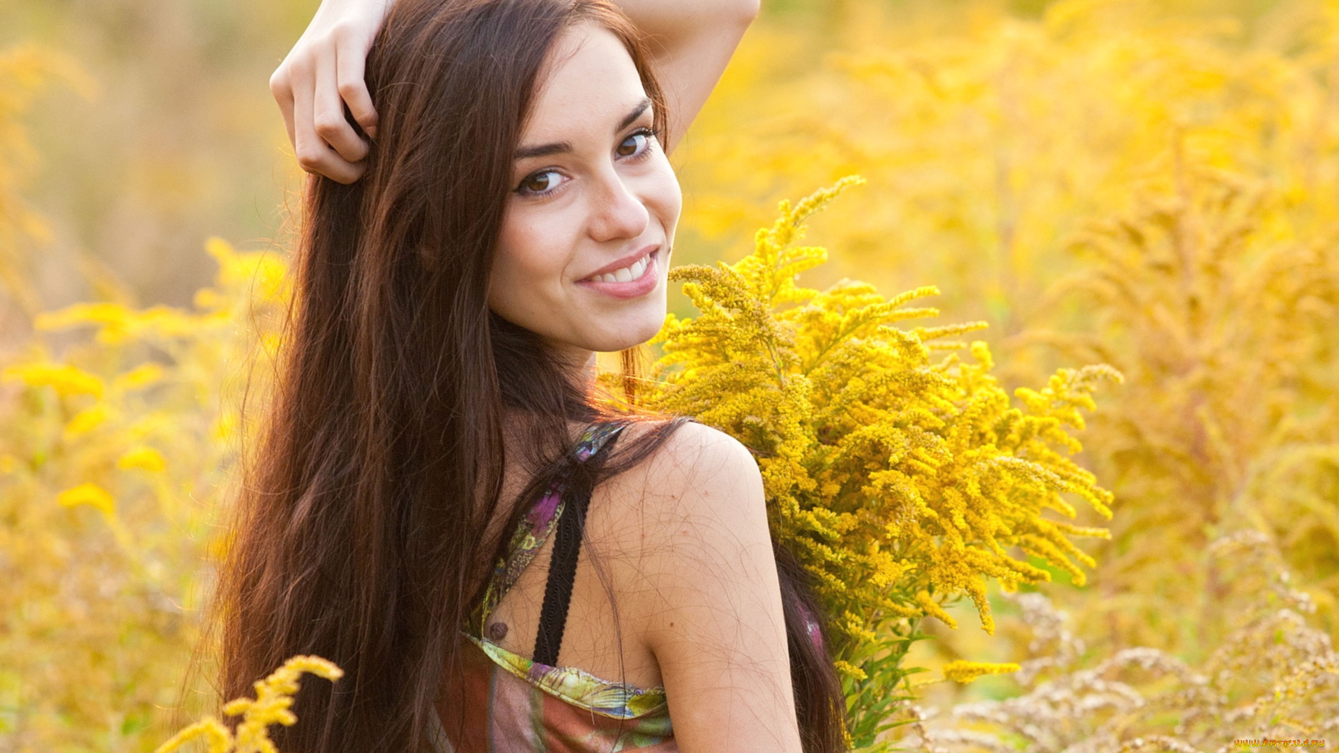 -Unsort, Брюнетки, Шатенки, девушки, unsort, брюнетки, шатенки, улыбка, цветы