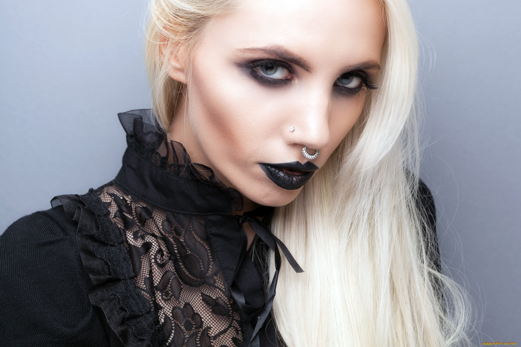 девушки, -, лица, , портреты, блондинка, лицо, макияж, пирсинг, блузка