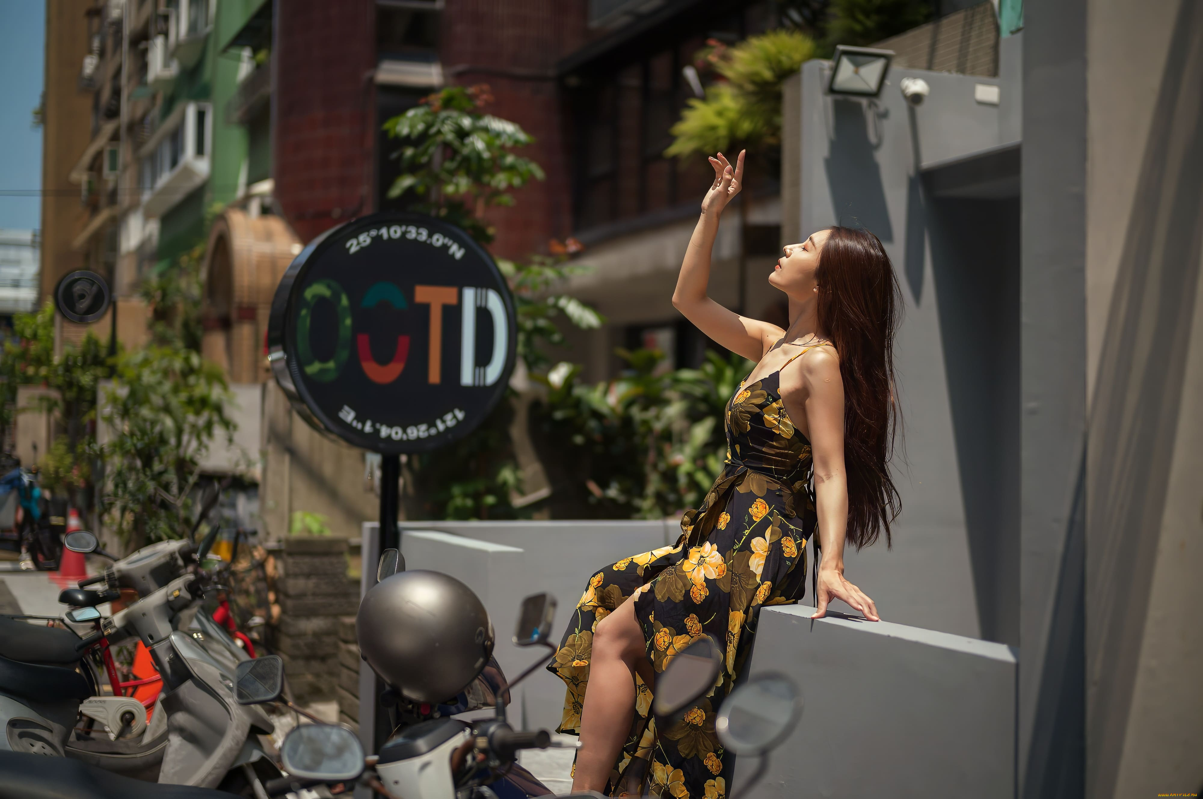 девушка, -, girl, девушки, -, азиатки, девушка, женщина, шатенка, темноволосая, сексуальная, модель, звезда, позирует, разная, обувь, верхняя, стильная, одежда, нижнее, эротическое, бельё, трусы, лифчик, колготки, чулки, аксессуары, макияж, и, множество, элементов, на, фотографии