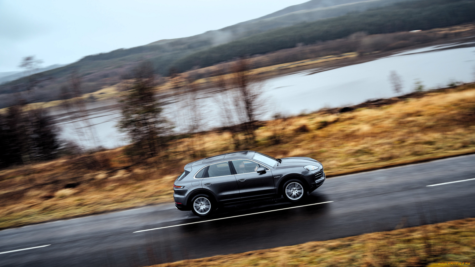 porsche, cayenne, автомобили, porsche, черный, скорость, дорога, река, природа