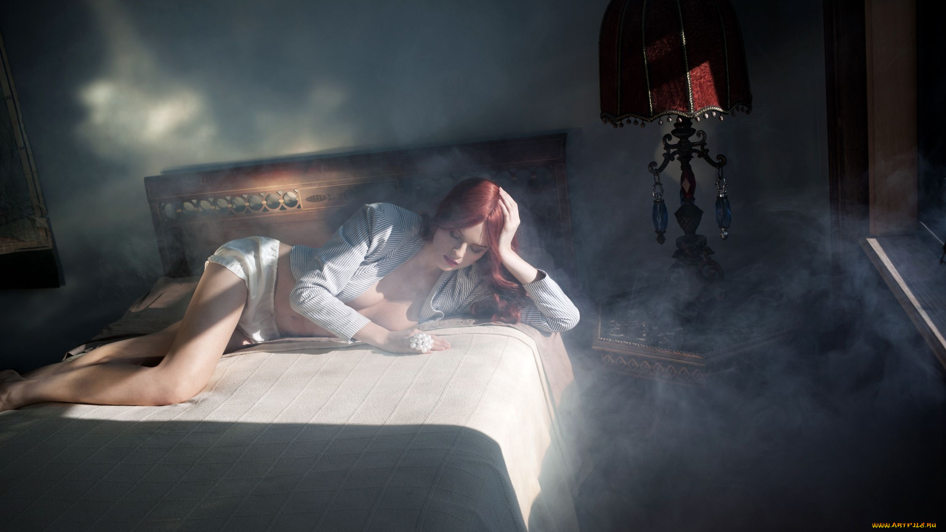 Елена, Мельник, девушки, кровать, дымка