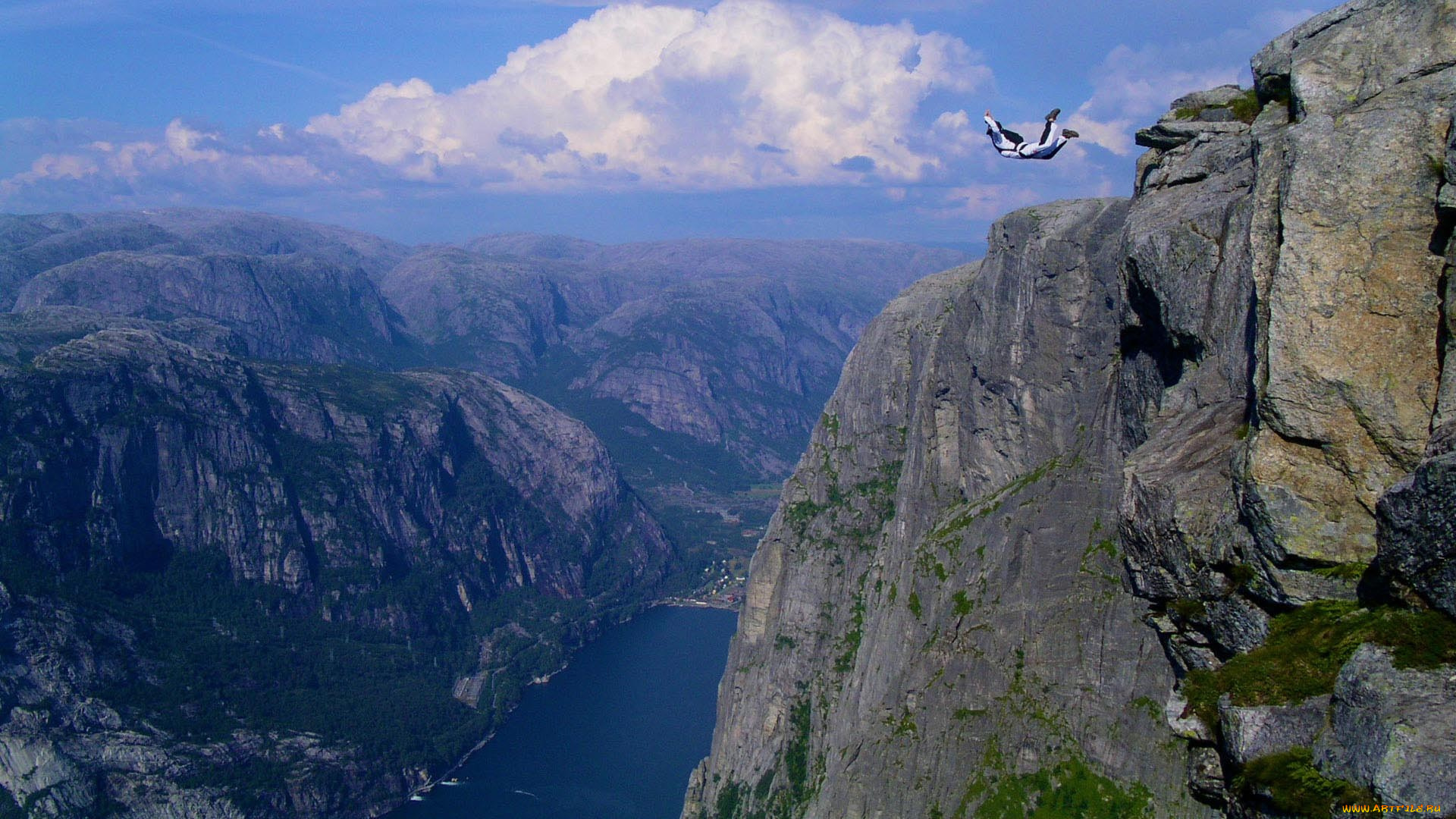 skydiving, спорт, экстрим, прыжок, полет, парашютист, горы