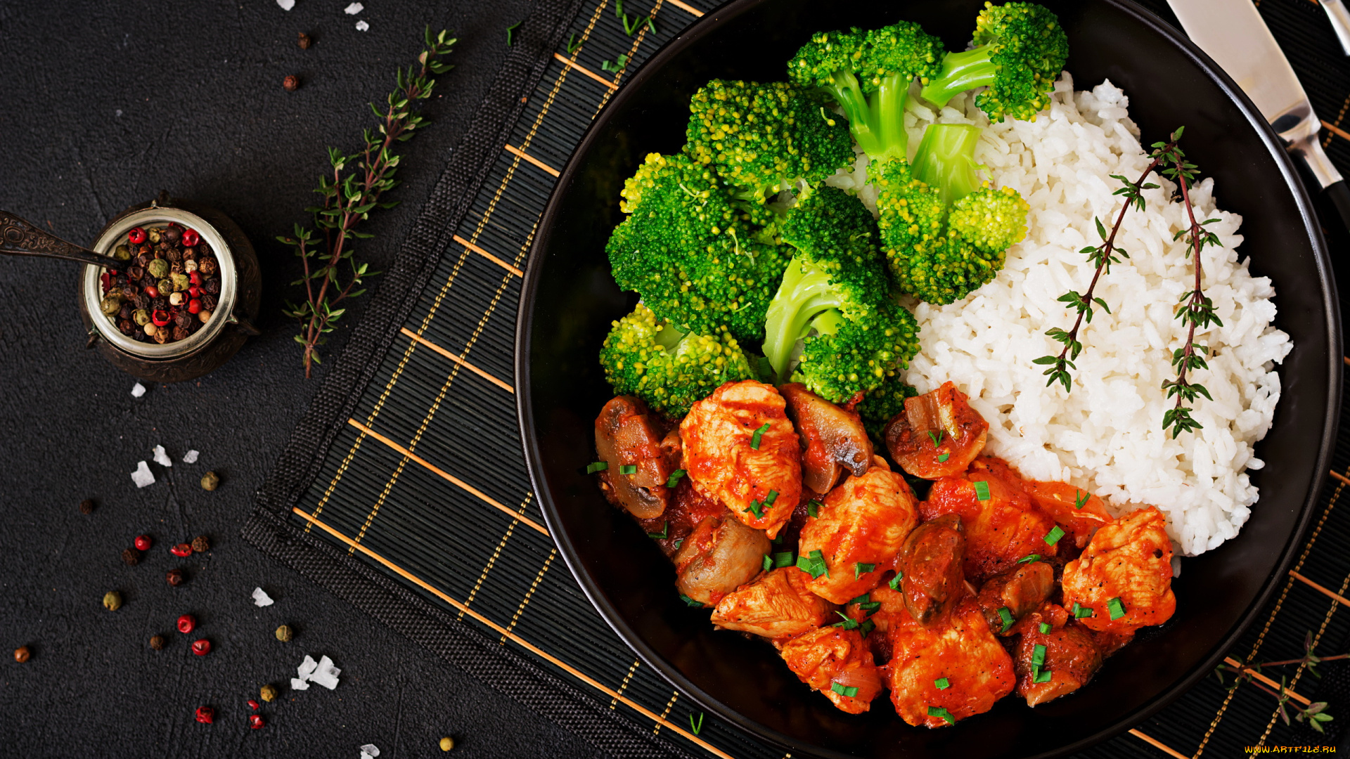 еда, мясные, блюда, брокколи, рис, розмарин, куриное, филе, соус