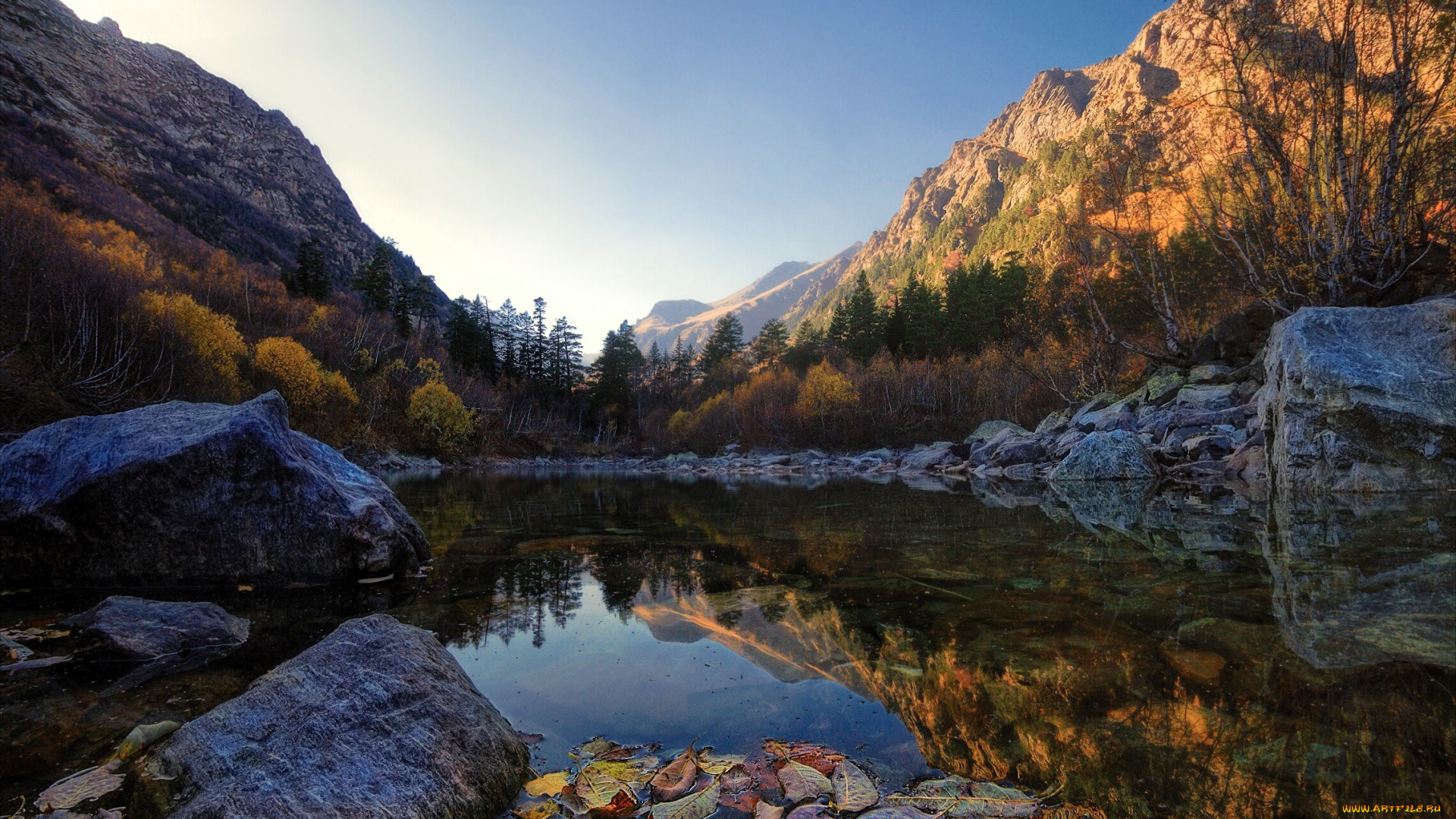 природа, реки, озера, горы, лес, осень, озеро, камни, листья