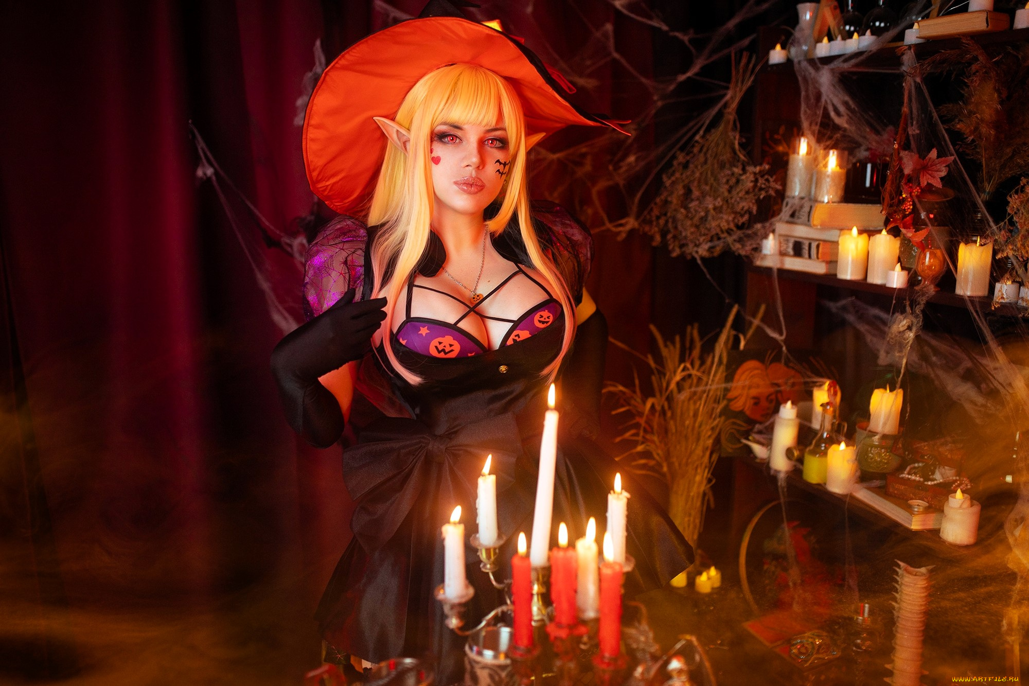 девушки, алиса, арефьева, хэллоуин, образ, косплей, ведьма, костюм, наряд, шляпа, платье, тыквы, белье, свечи