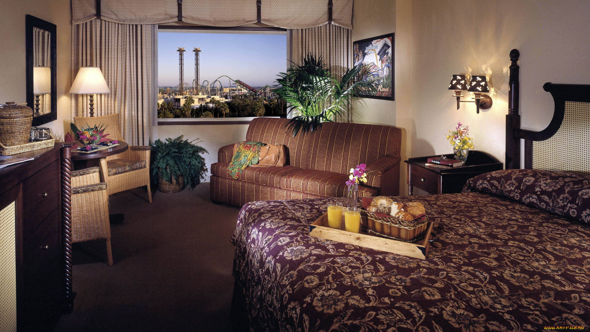 интерьер, спальня, диван, кровать, светильники