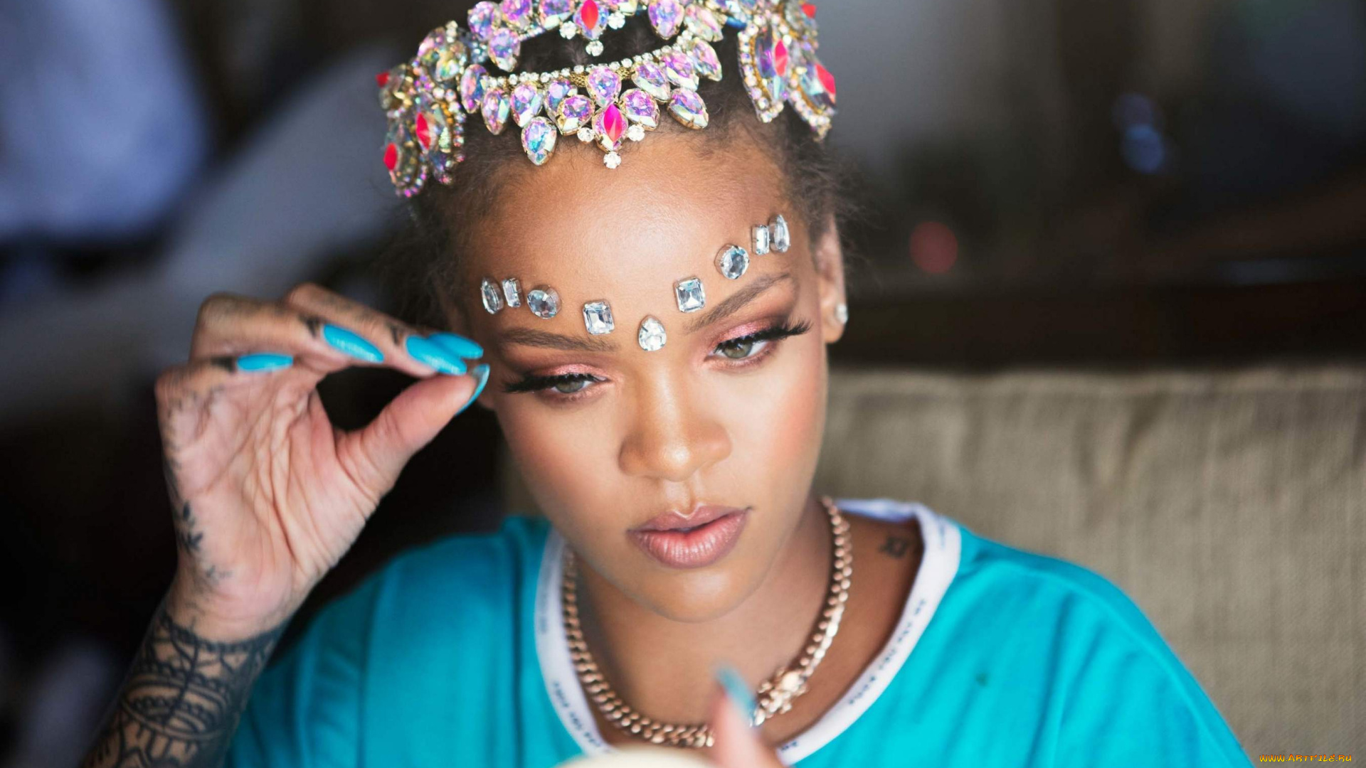 музыка, rihanna, рианна, певица, лицо, стразы, диадема, тату
