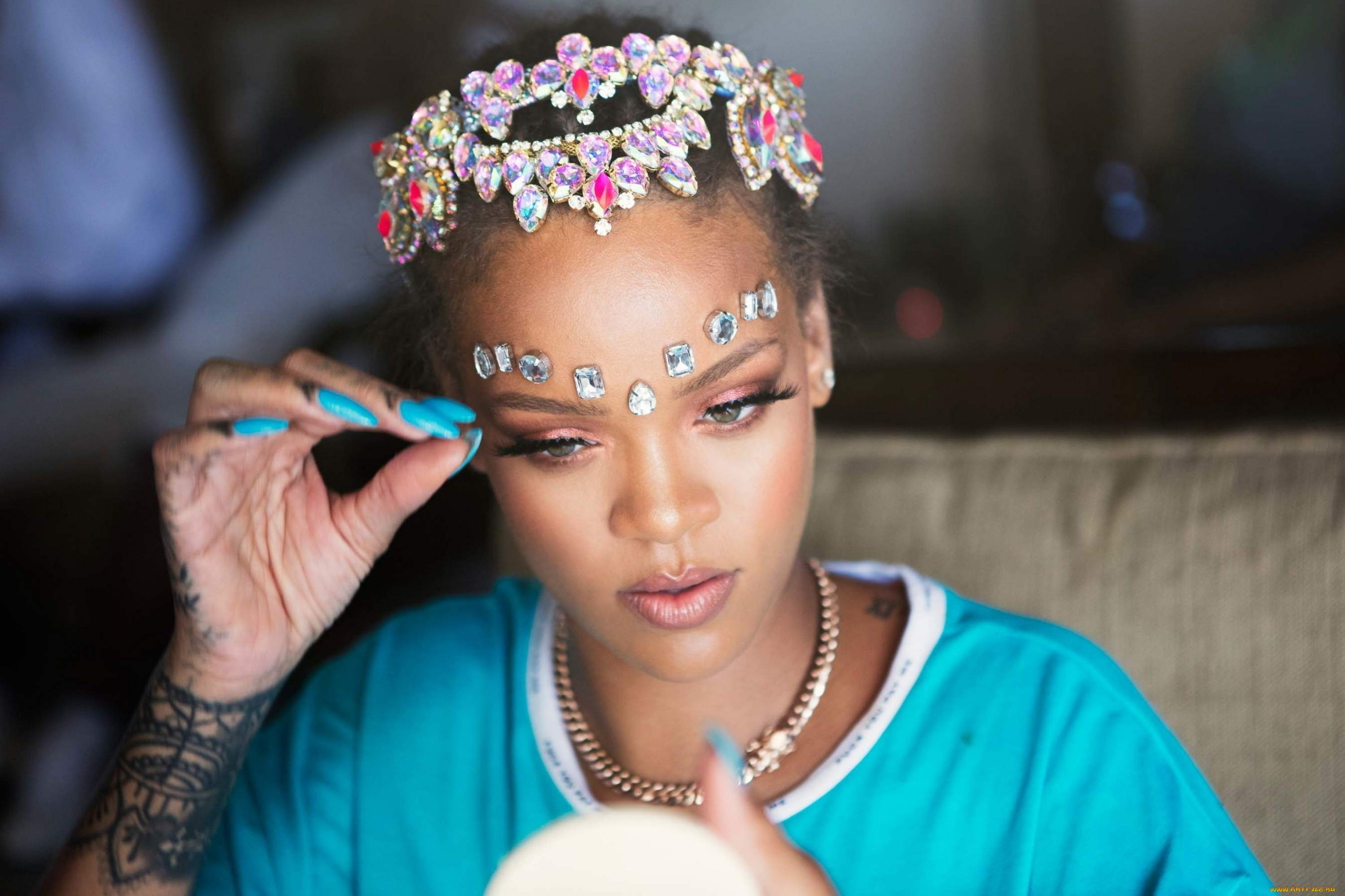 музыка, rihanna, рианна, певица, лицо, стразы, диадема, тату