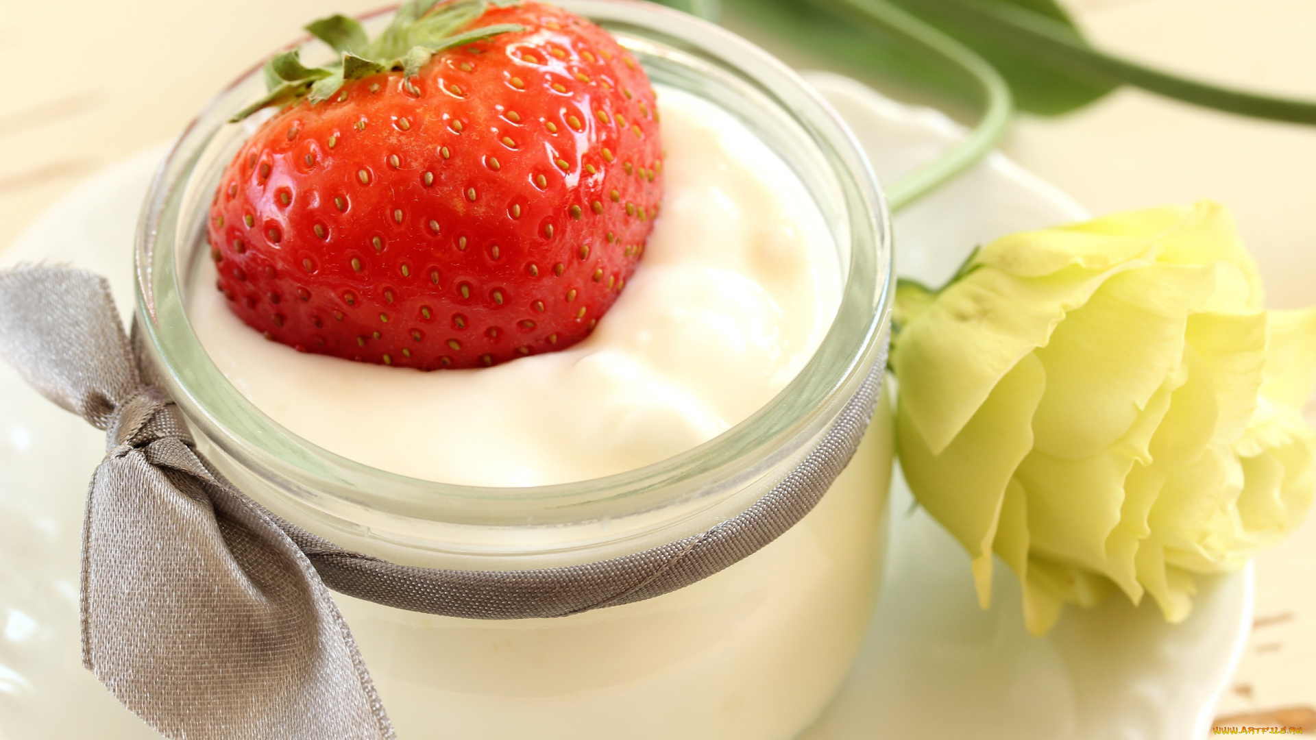 еда, мороженое, , десерты, роза, клубника, бант