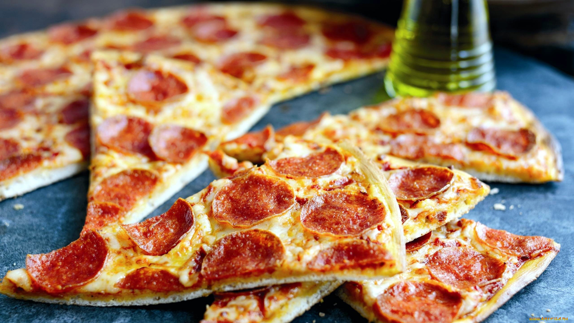 еда, пицца, колбаса, ломтики