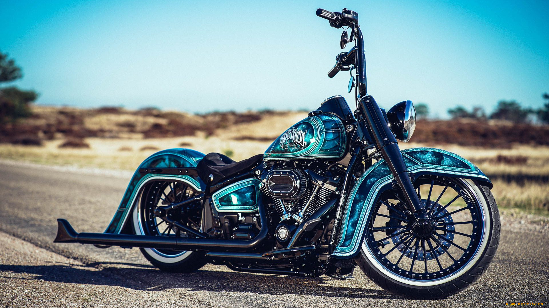 мотоциклы, customs, кастомизированный, тюнингованый, мотоцикл, крутой, байк, железный, конь, который, даёт, свободу, ветер, в, лицо, и, волосы, по, ветру