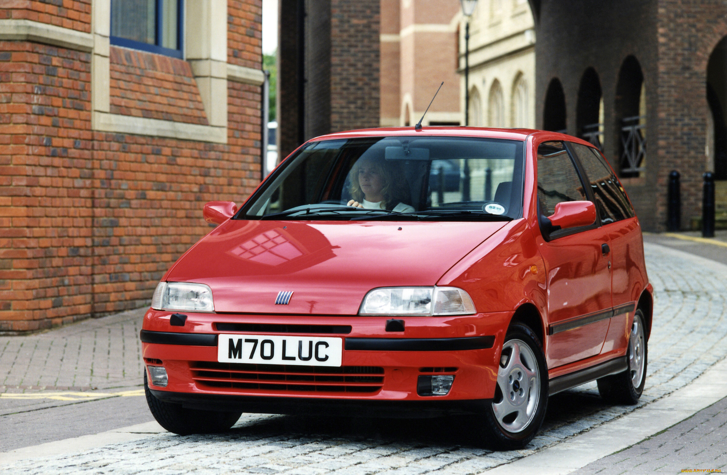 автомобили, fiat