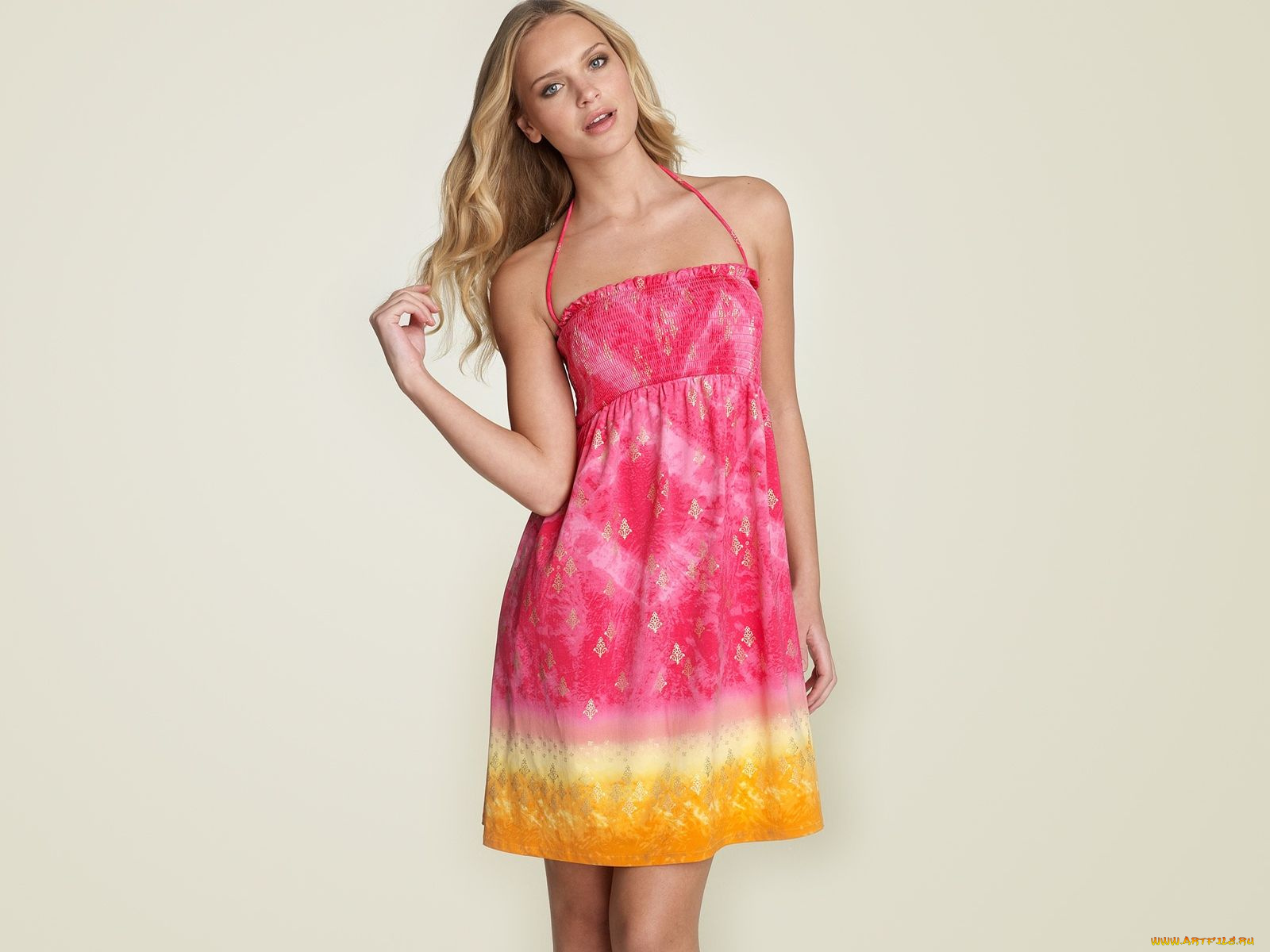 Elisandra, Tomacheski, девушки