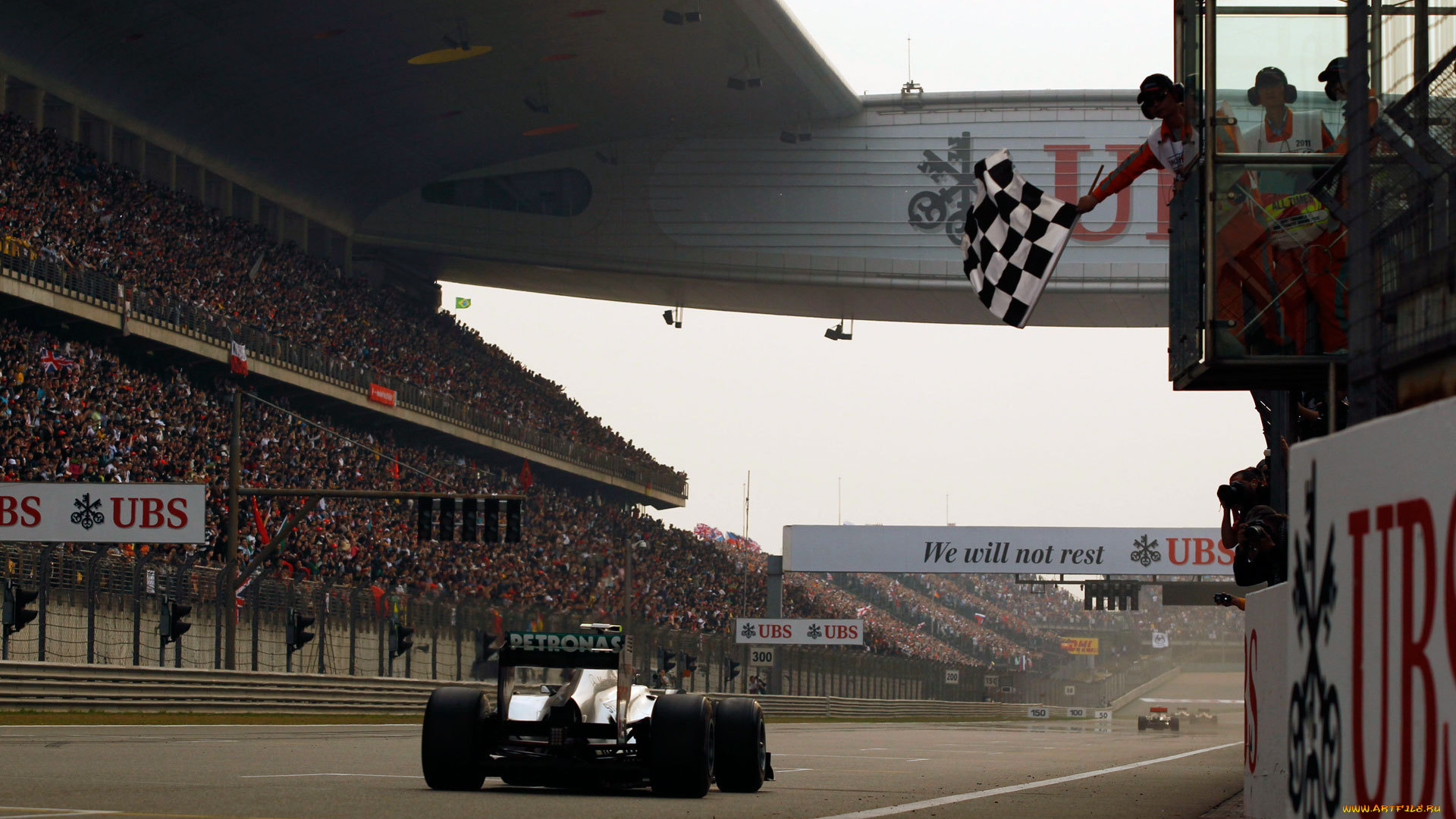 спорт, формула, гонка, гран-при, трасса, асвальт, трибуна, флаг, стадион, машины, болиды