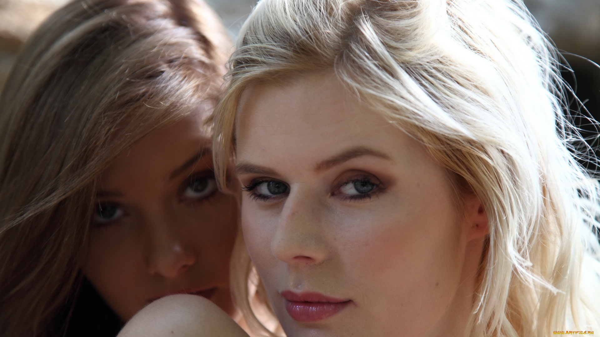 edwige, &, luka, девушки, -unsort, , лица, , портреты, брюнетка, поцелуй, глаза, блондинка