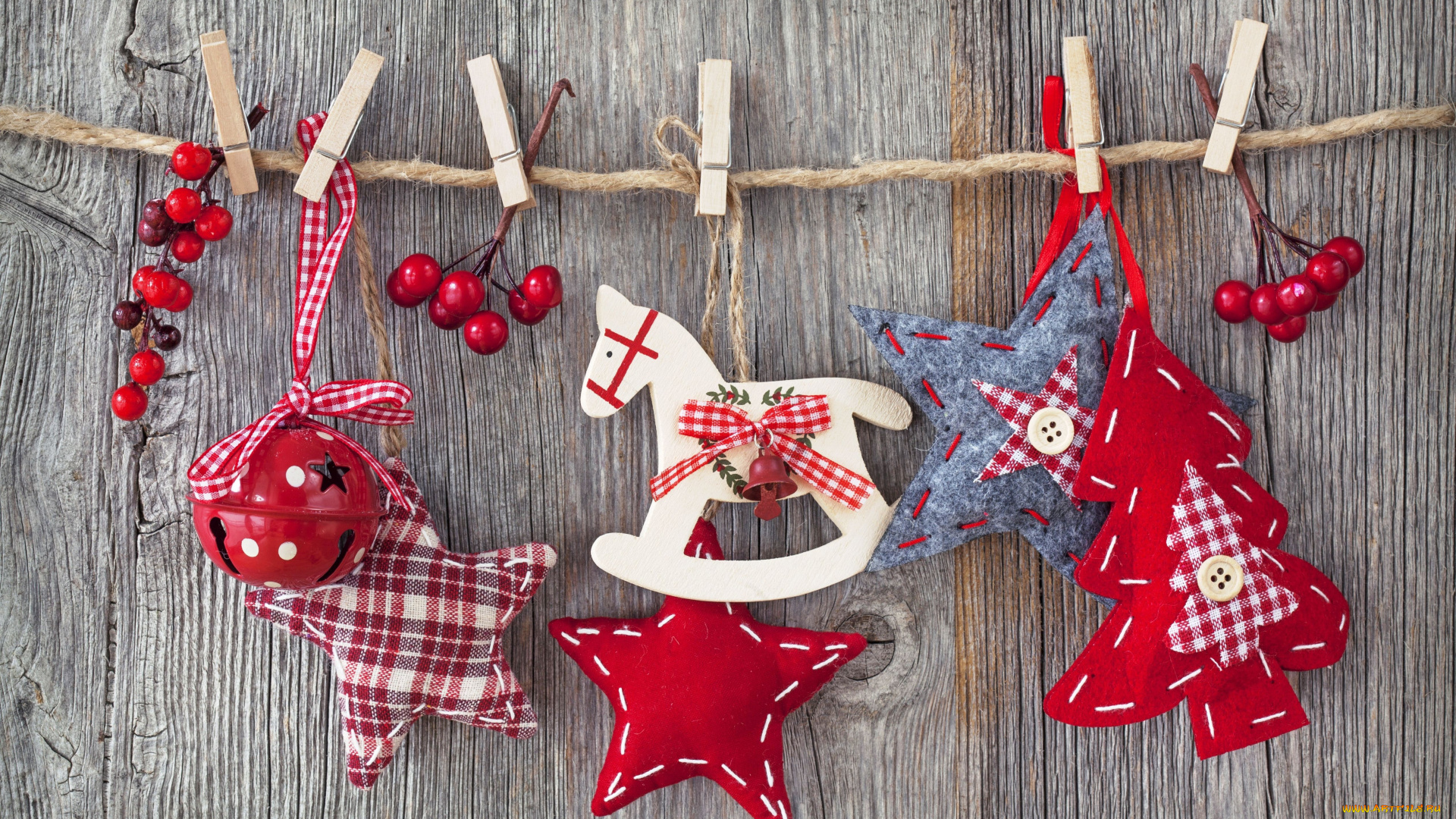 праздничные, фигурки, звезды, ягоды, прищепки, доски, веревка