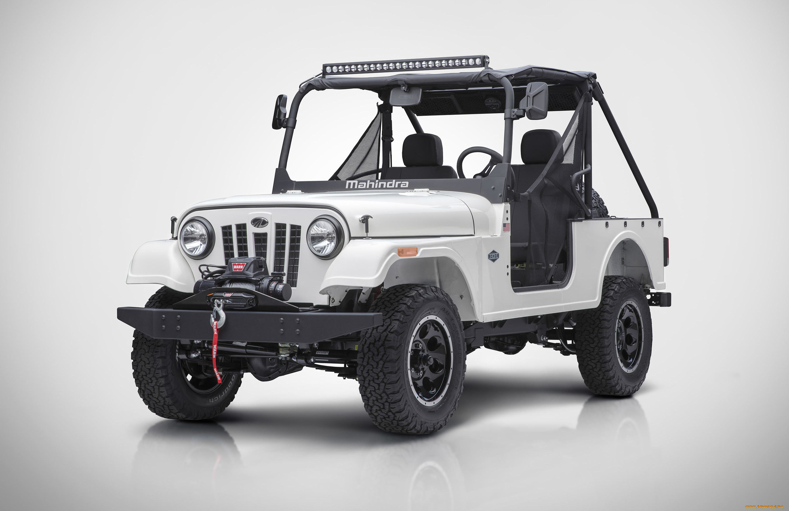 автомобили, mahindra