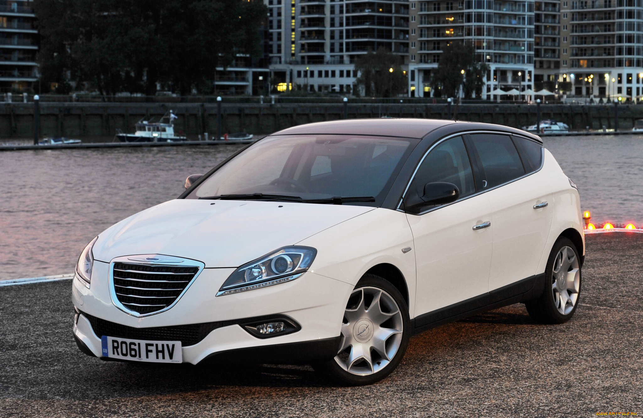 chrysler, delta, 2011, автомобили, chrysler, delta, 2011, белый