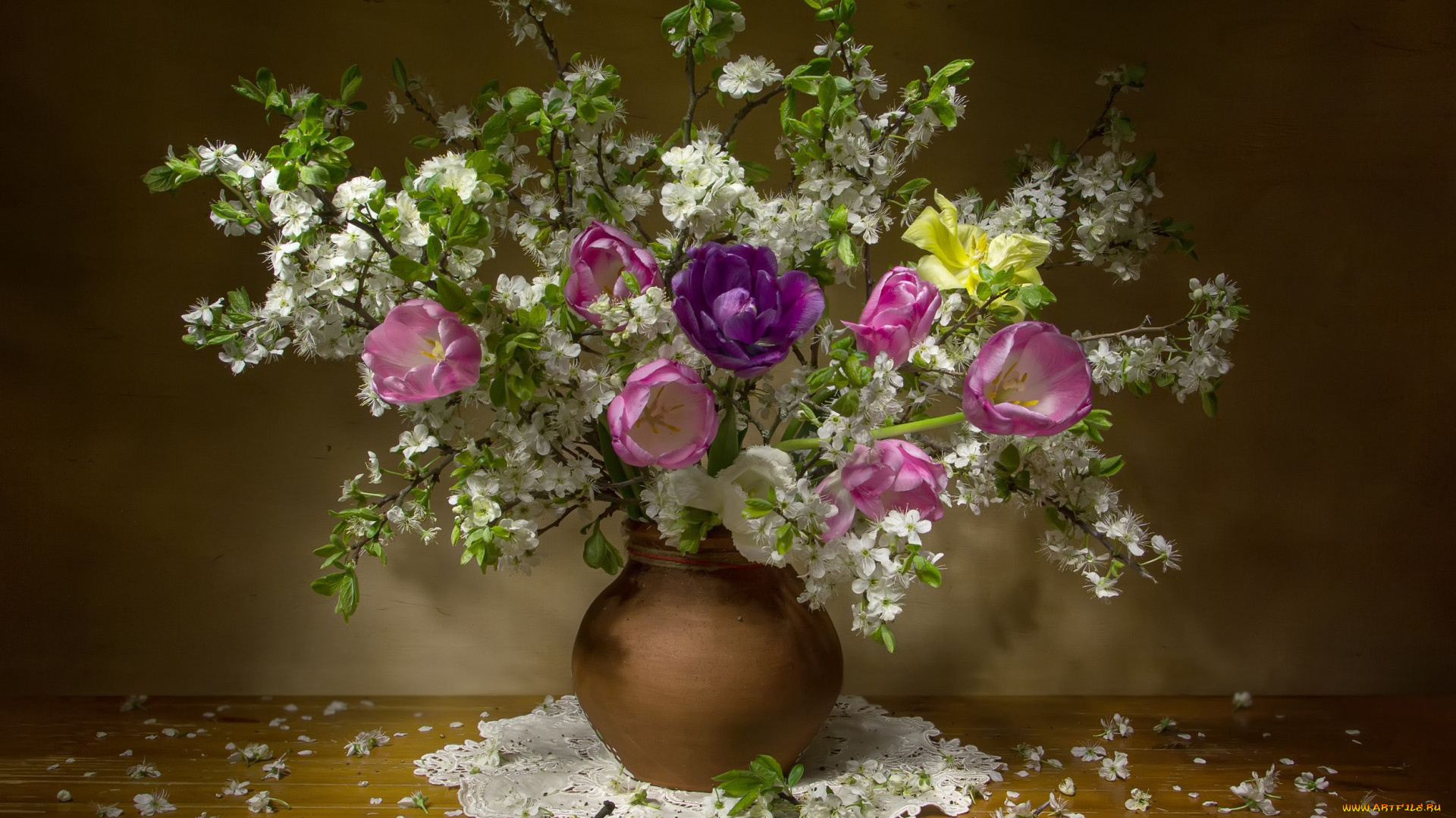 цветы, букеты, , композиции, салфетка, ваза, тюльпаны, цветущие, ветки, лепестки