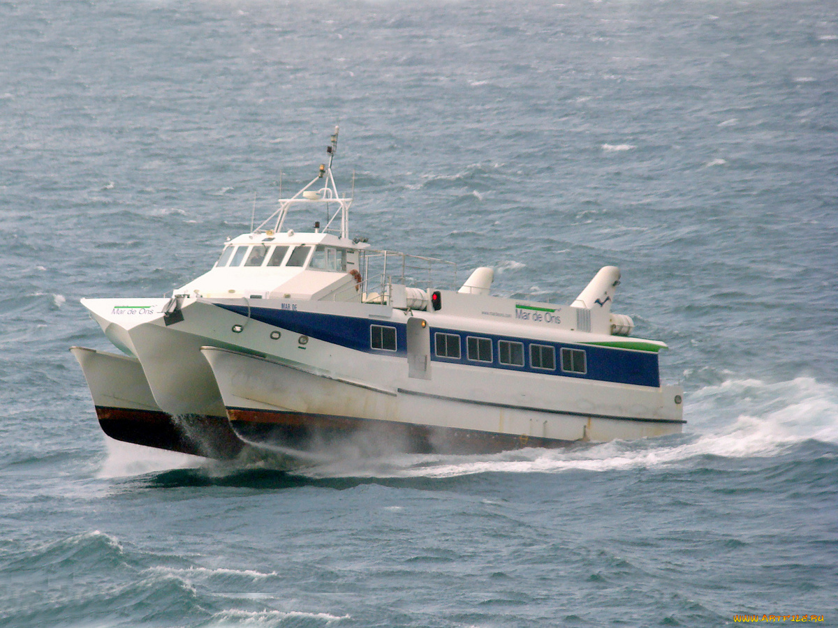 корабли, катера