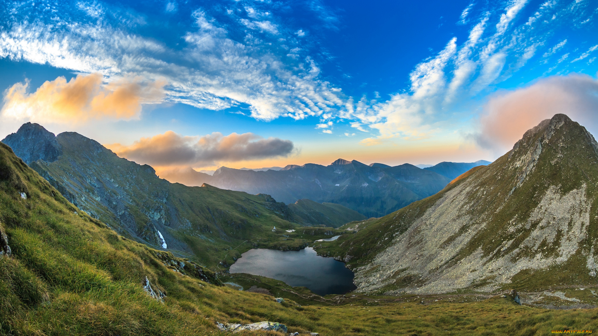 природа, горы, облака, озеро, склон, трава, пейзаж