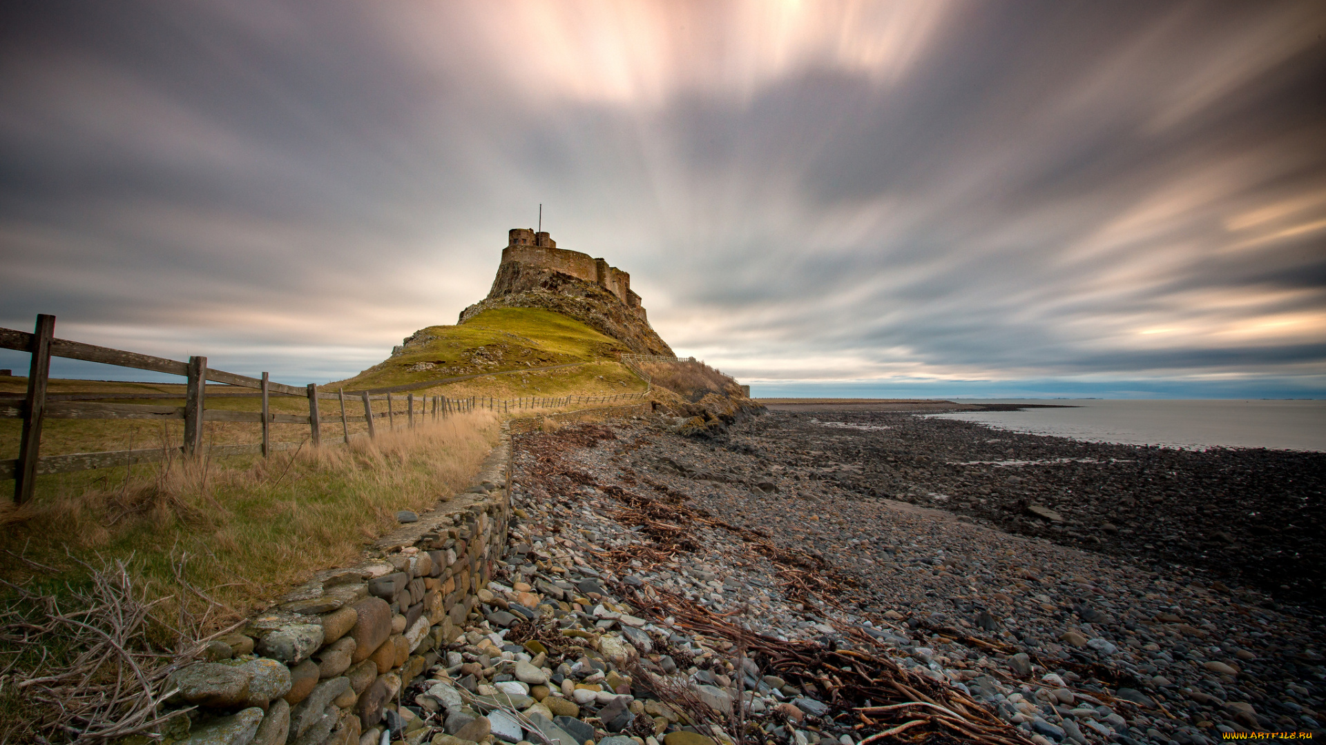 lindisfarne, castle, города, замки, англии, холм, замок