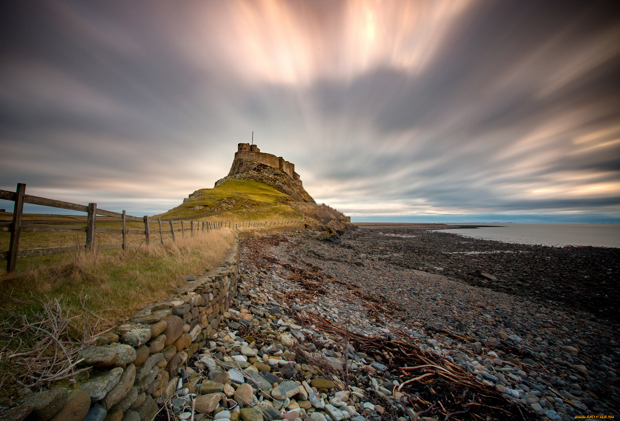lindisfarne, castle, города, замки, англии, холм, замок