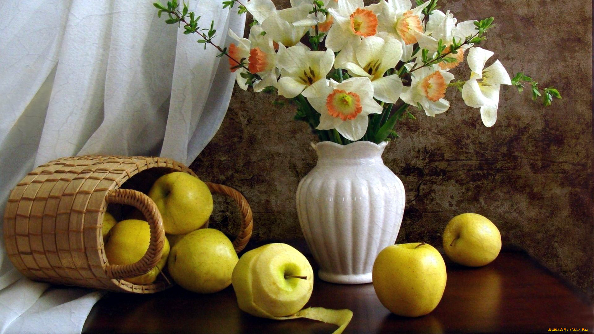 еда, Яблоки, нарциссы, яблоки