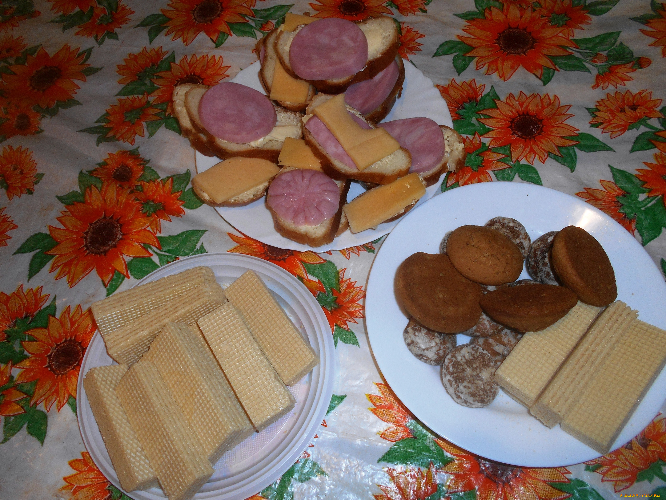 еда, бутерброды, , гамбургеры, , канапе, яблоки, бананы, печенье, вафли, хлеб, колбаса, сыр