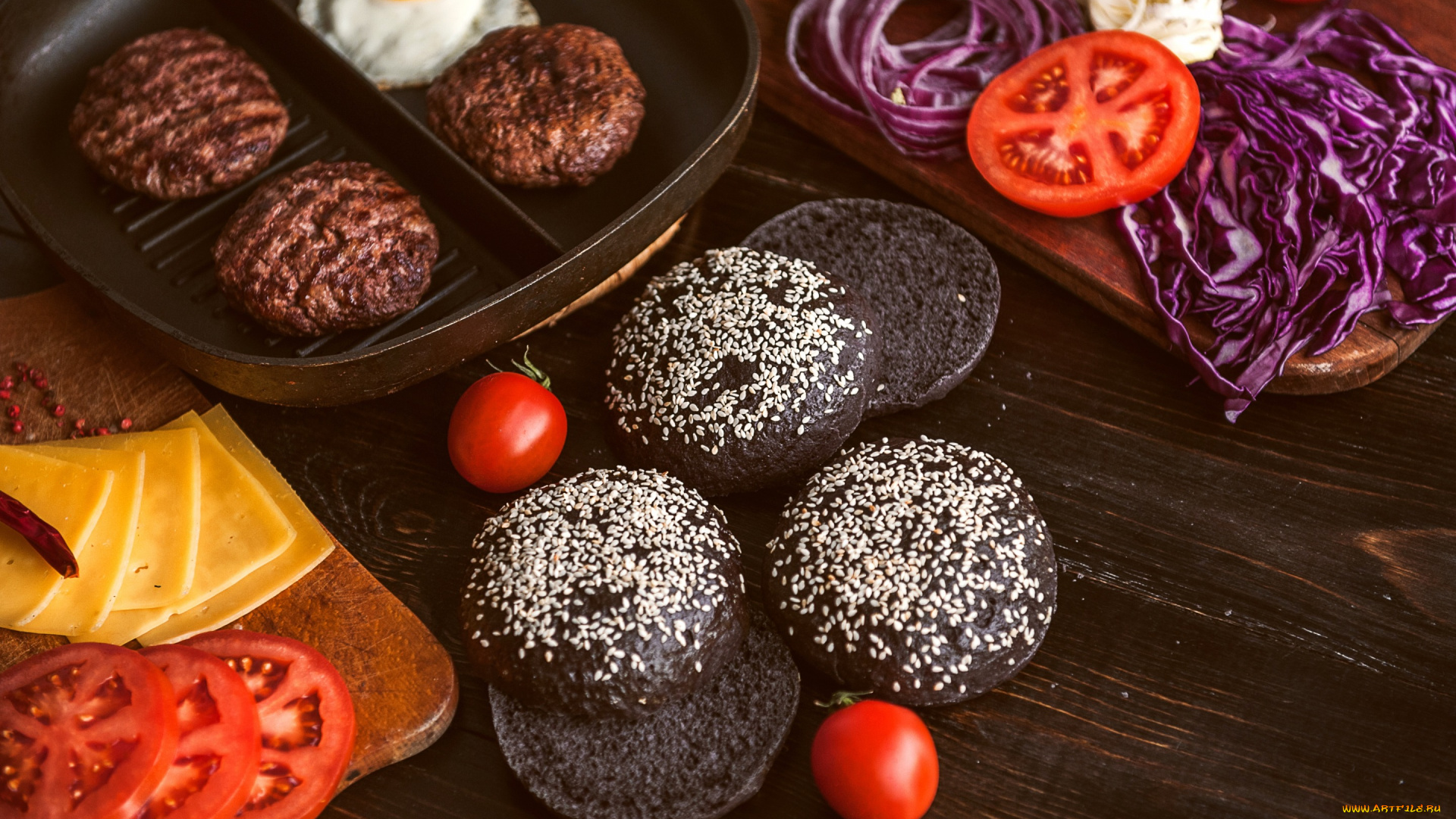 еда, разное, ингредиенты, овощи, бутерброды, tomato, сыр, sandwich, мясо, гамбургер, котлета, булочка, хлеб, сэндвич, зелень, hamburger, соус