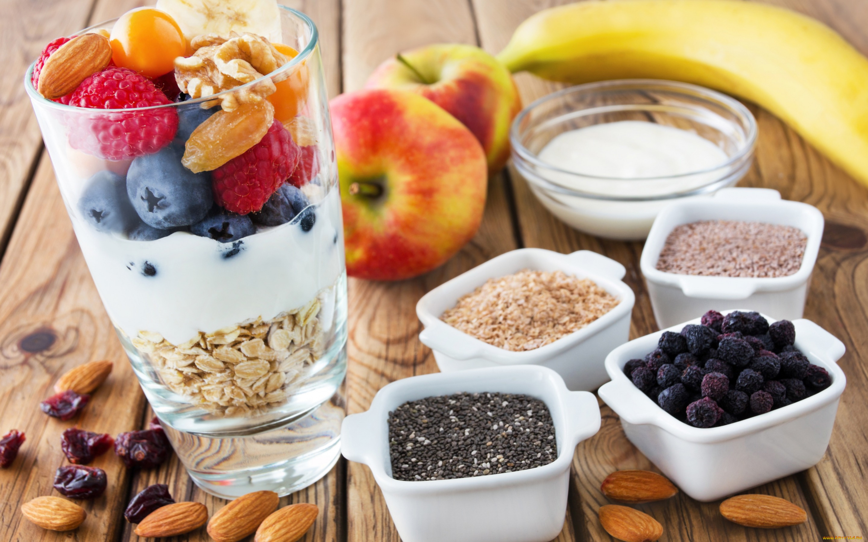 еда, мюсли, , хлопья, йогурт, blueberry, овсяные, хлопья, десерт, сухофрукты, черника, ягоды, орехи, berries, фрукты, raspberry, цукаты, малина, fresh