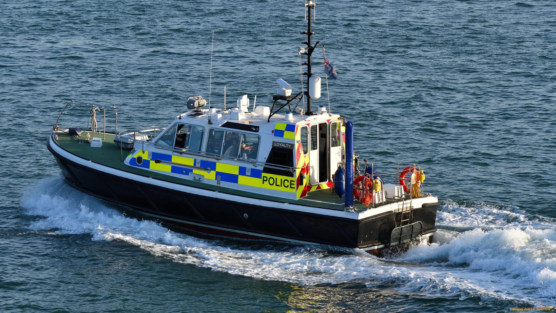 корабли, катера, катер